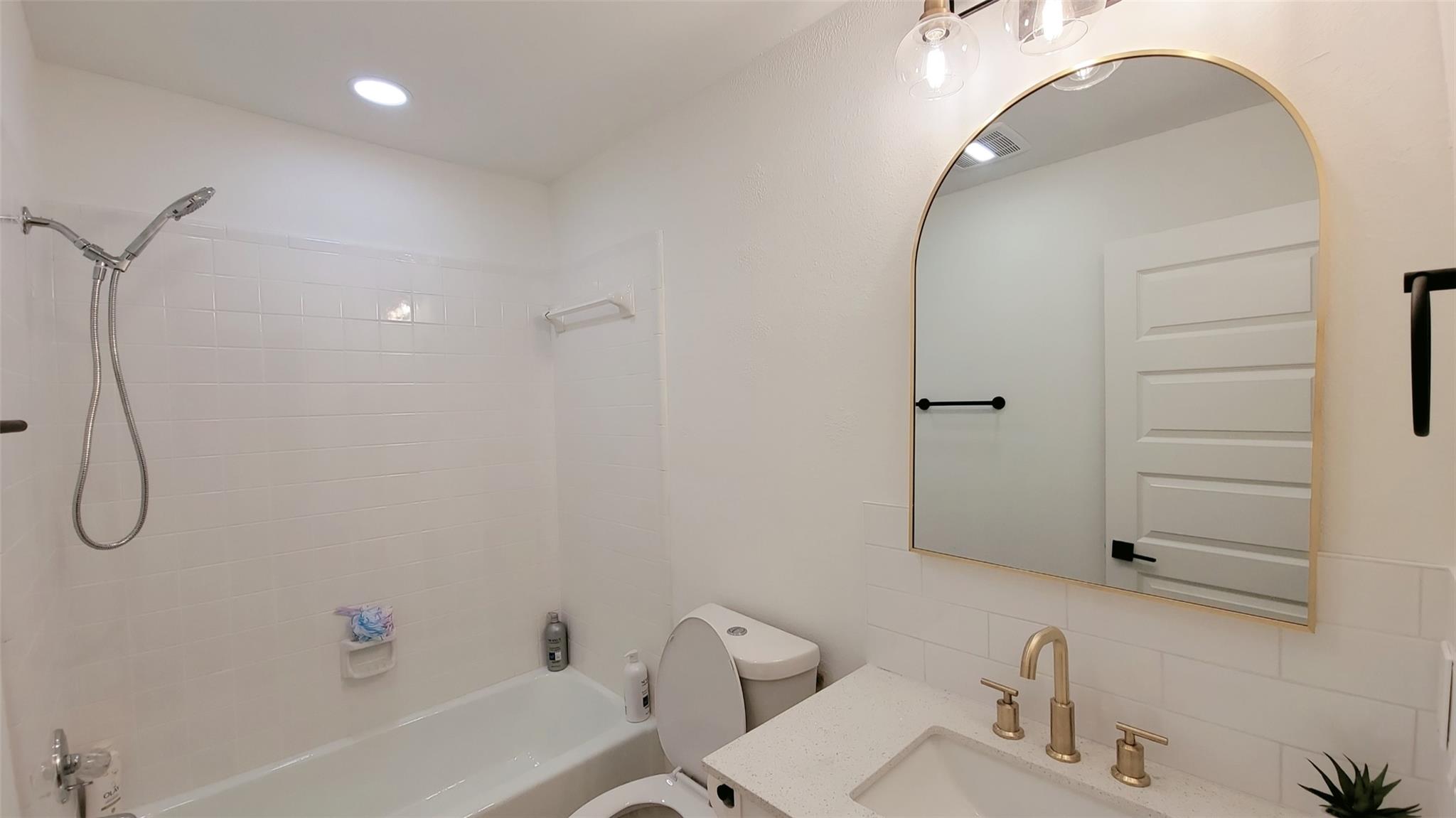 5102 Williams Dr Property Photo 17