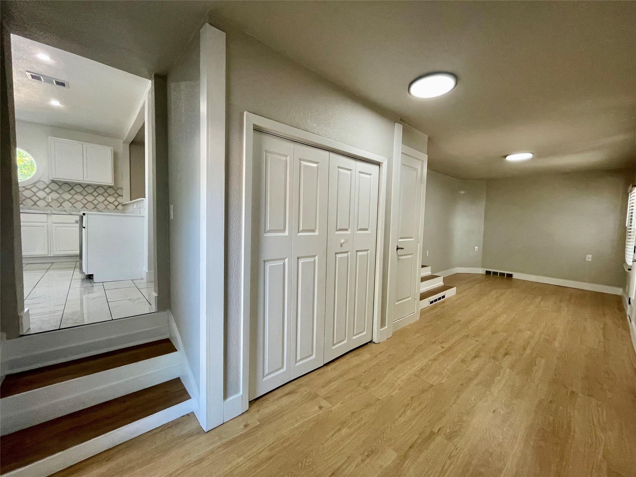 1109 Brentwood St #a Property Photo 9