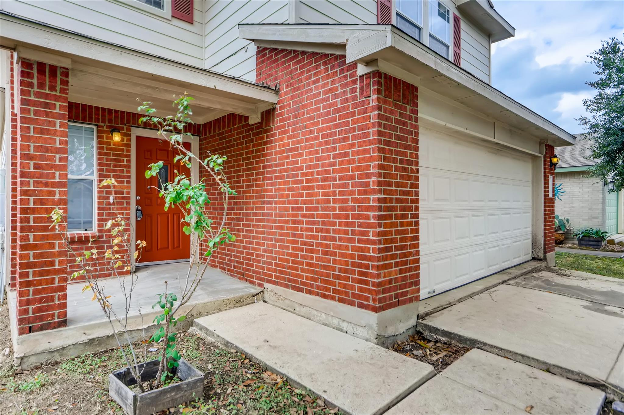 1700 Anise Dr Property Photo 3
