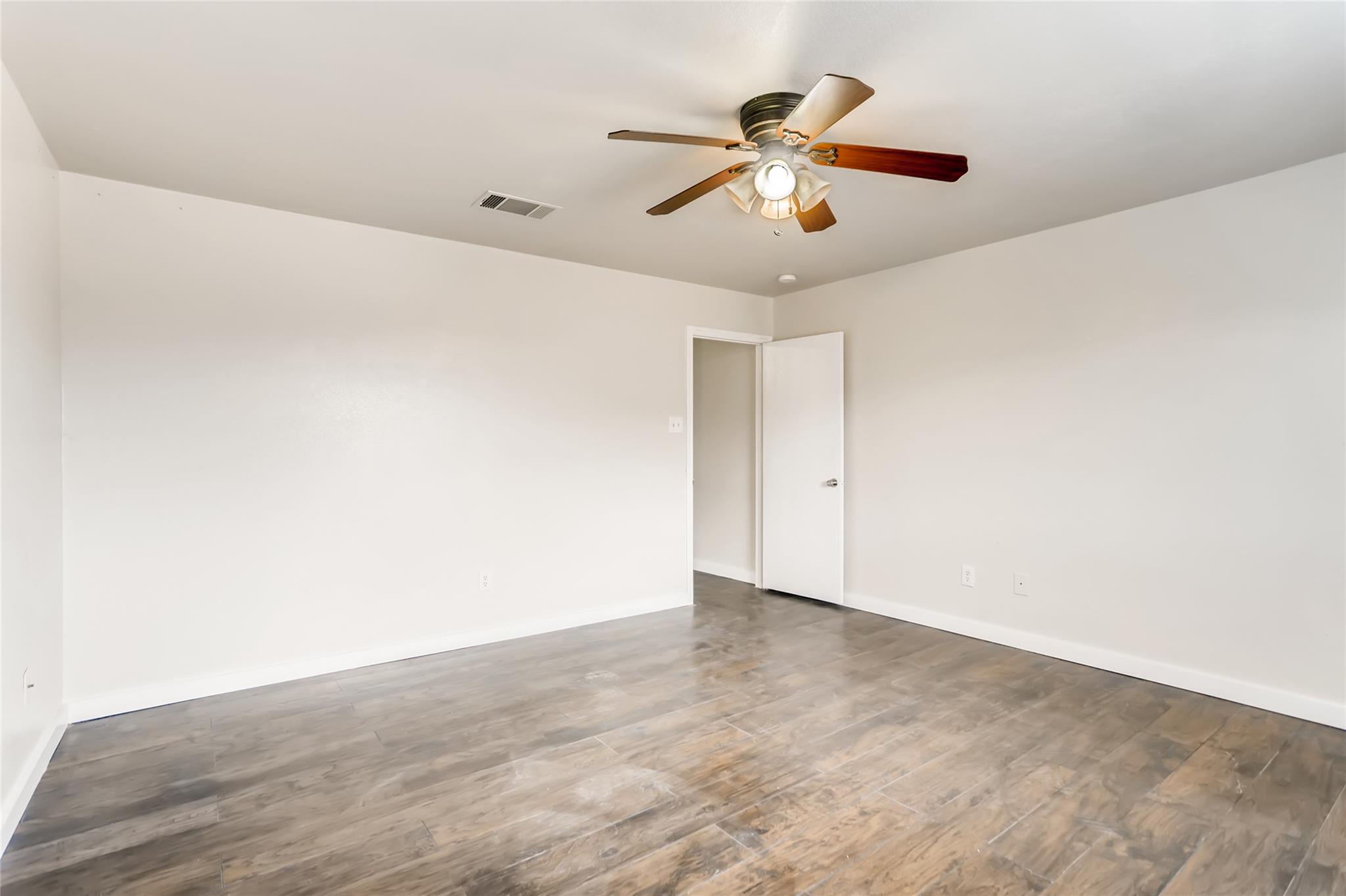 1700 Anise Dr Property Photo 13