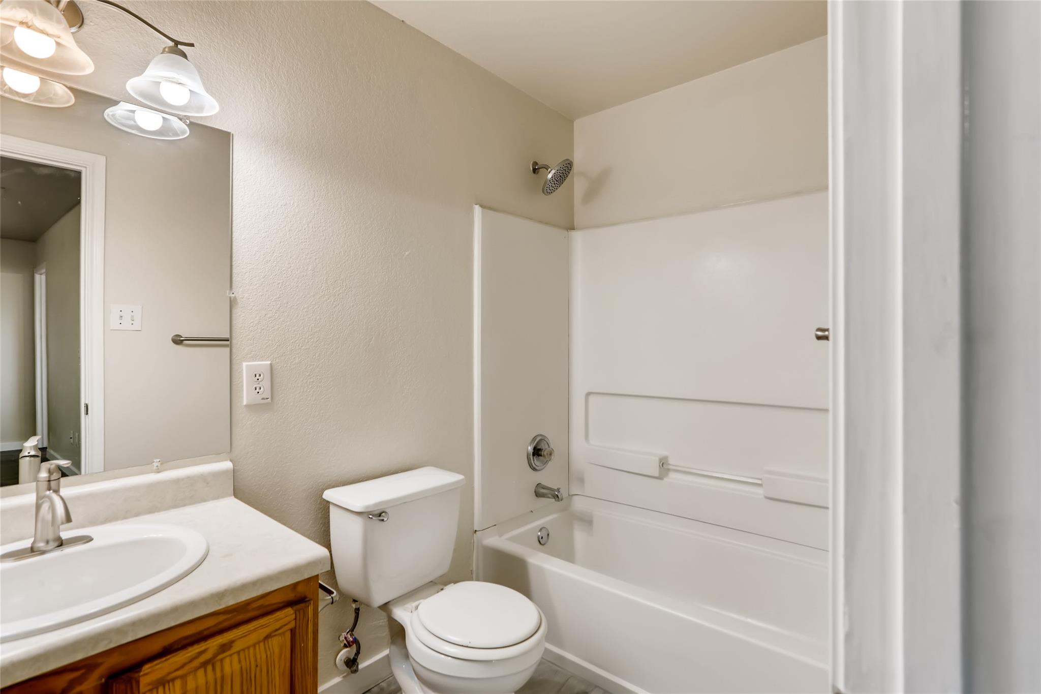 1700 Anise Dr Property Photo 19