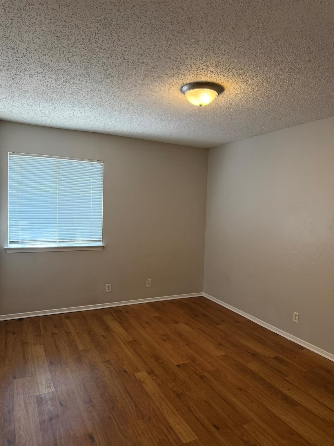 8705 Piney Point Dr #b Property Photo 11