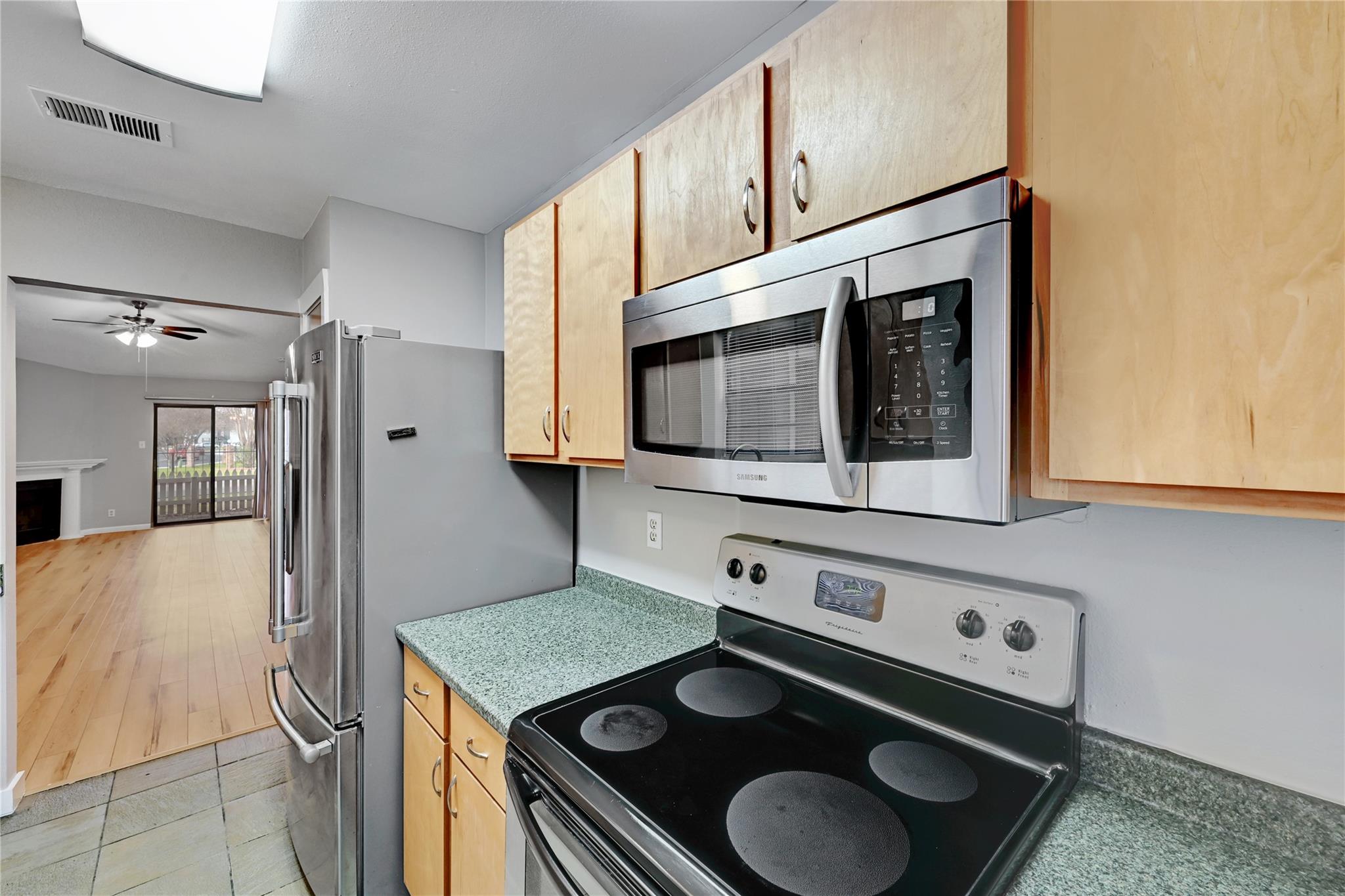 1601 Faro Dr 1003 Property Photo 12