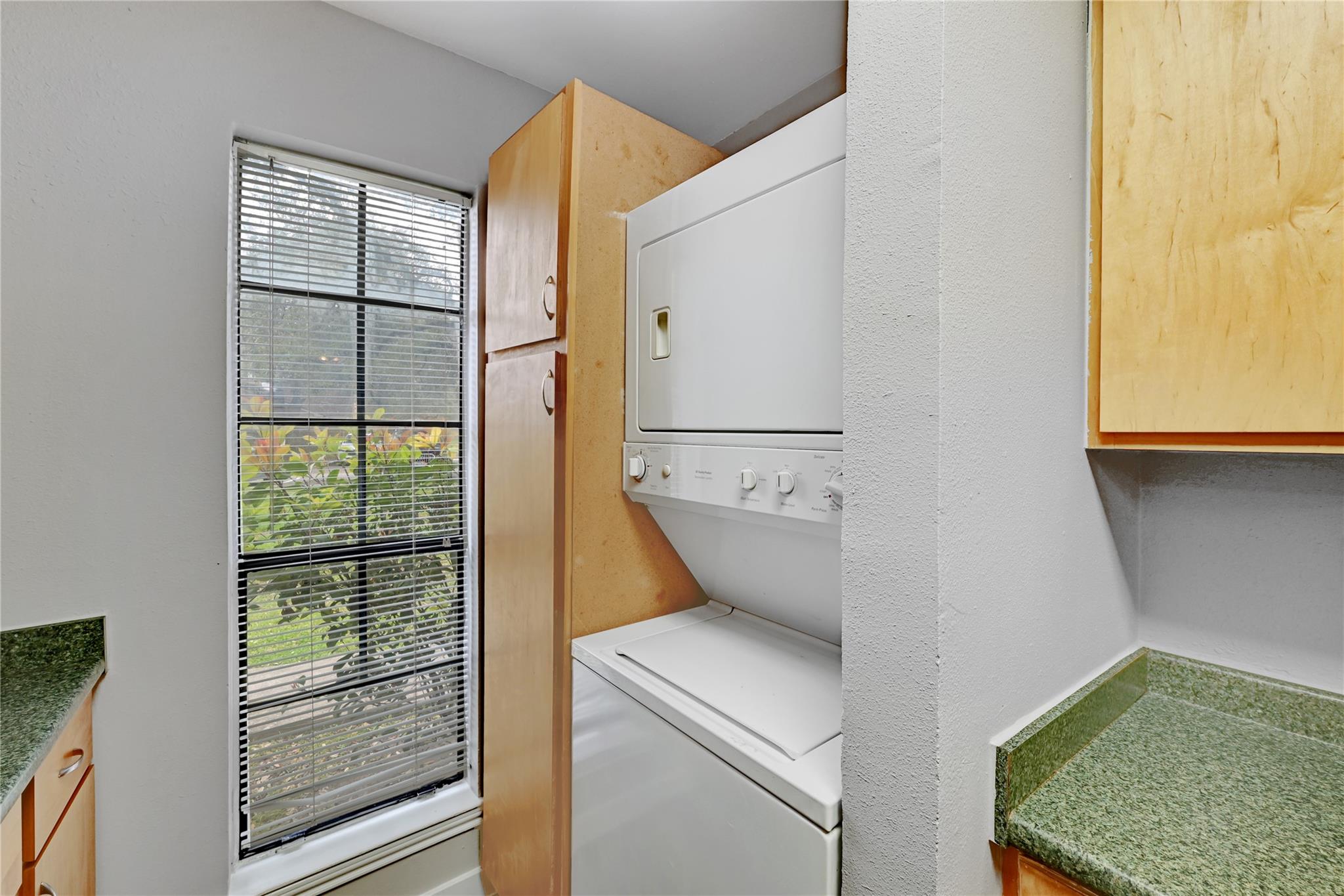 1601 Faro Dr 1003 Property Photo 14