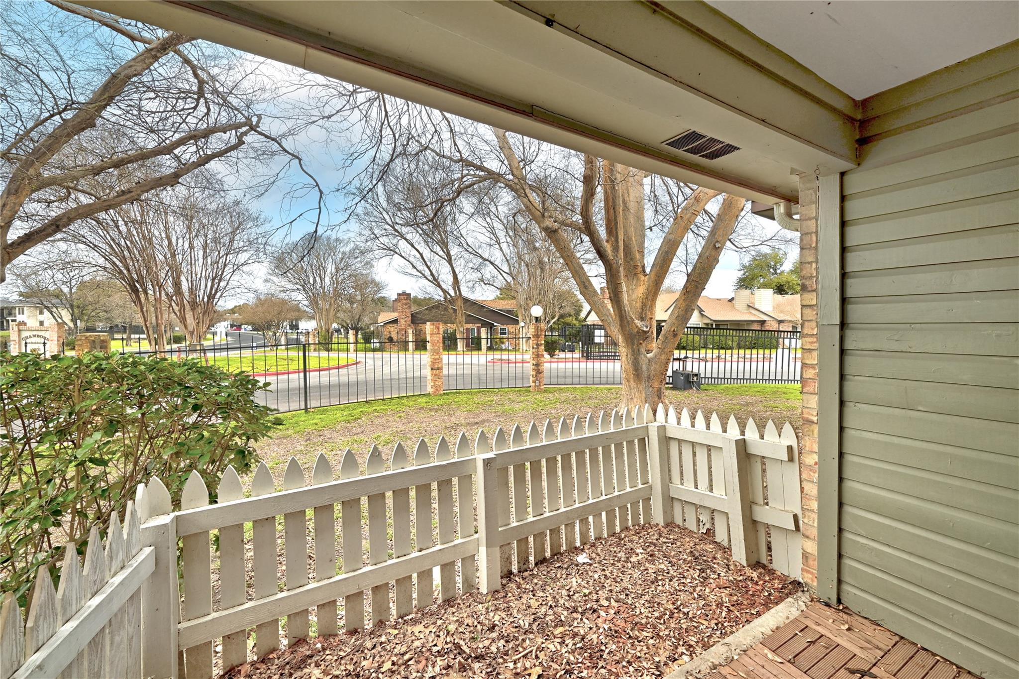 1601 Faro Dr 1003 Property Photo 25