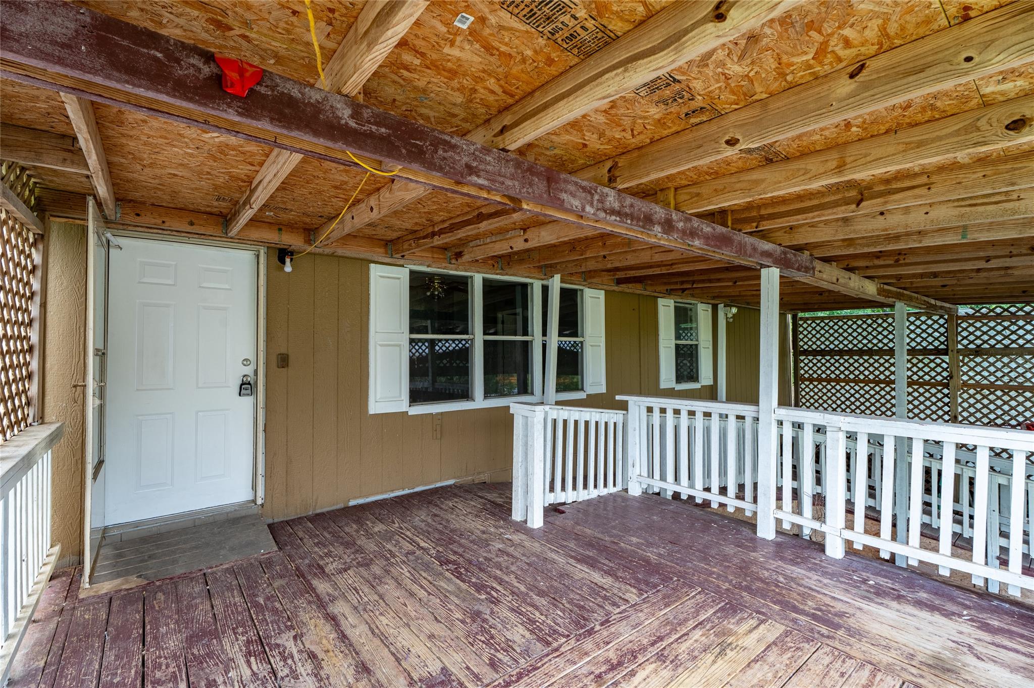 100 Cattle Bnd Property Photo 2