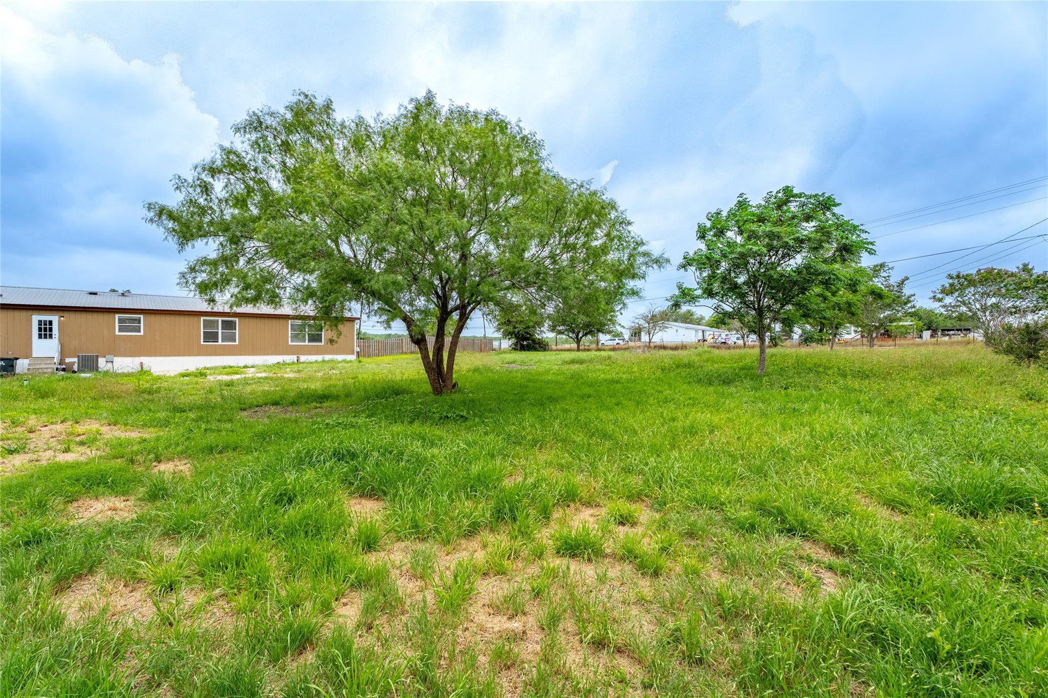 100 Cattle Bnd Property Photo 22