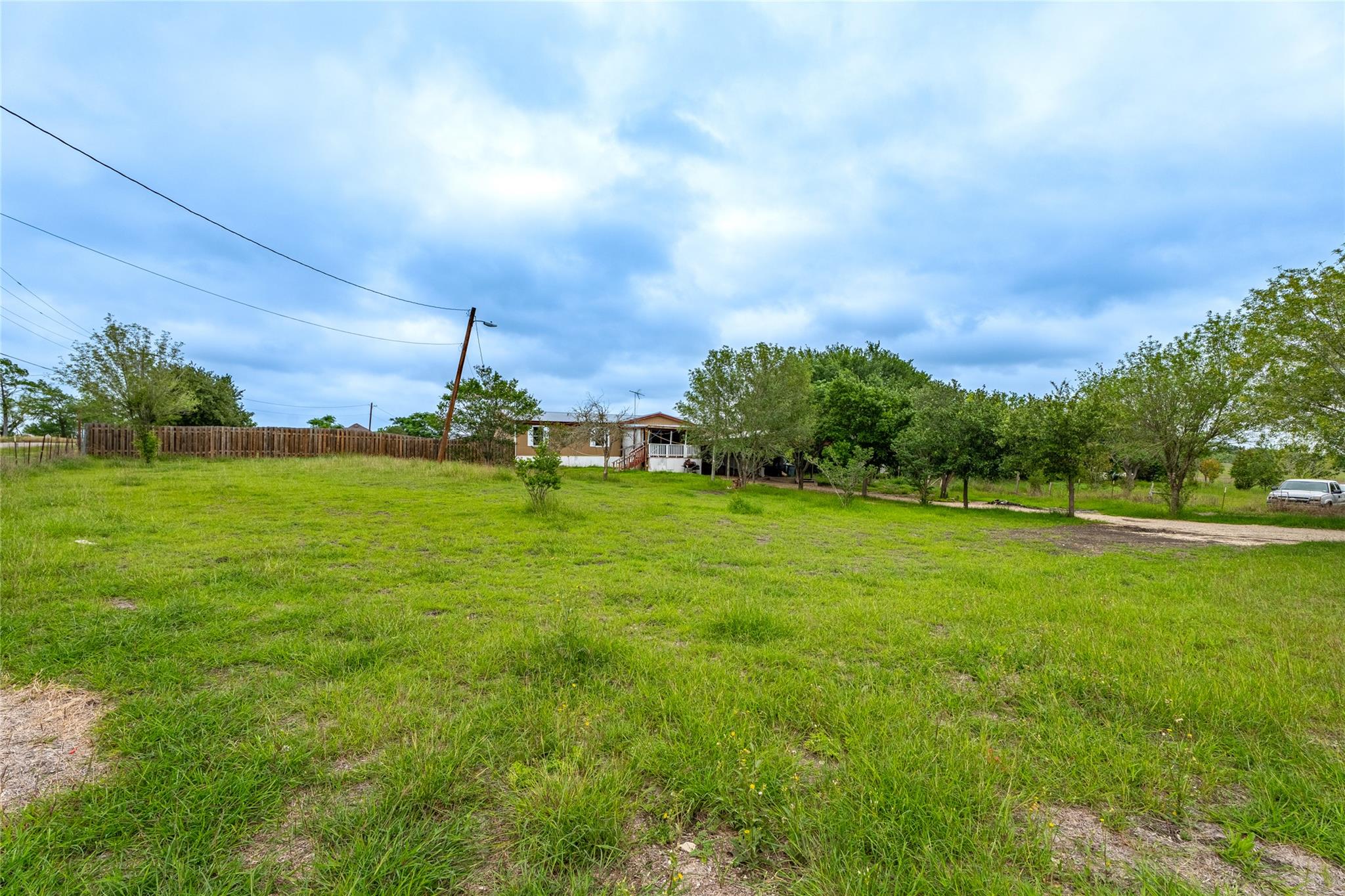 100 Cattle Bnd Property Photo 27
