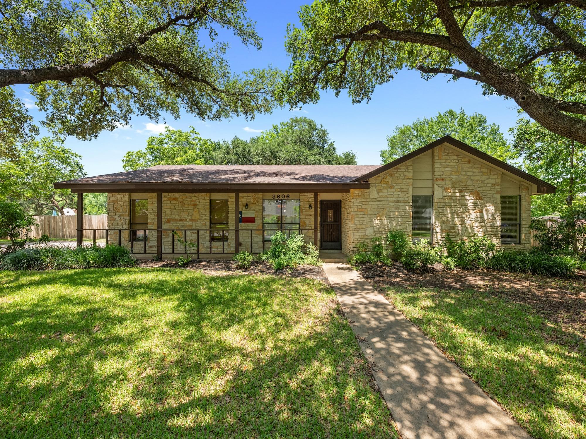 3606 Spotted Horse Trl Property Photo 1