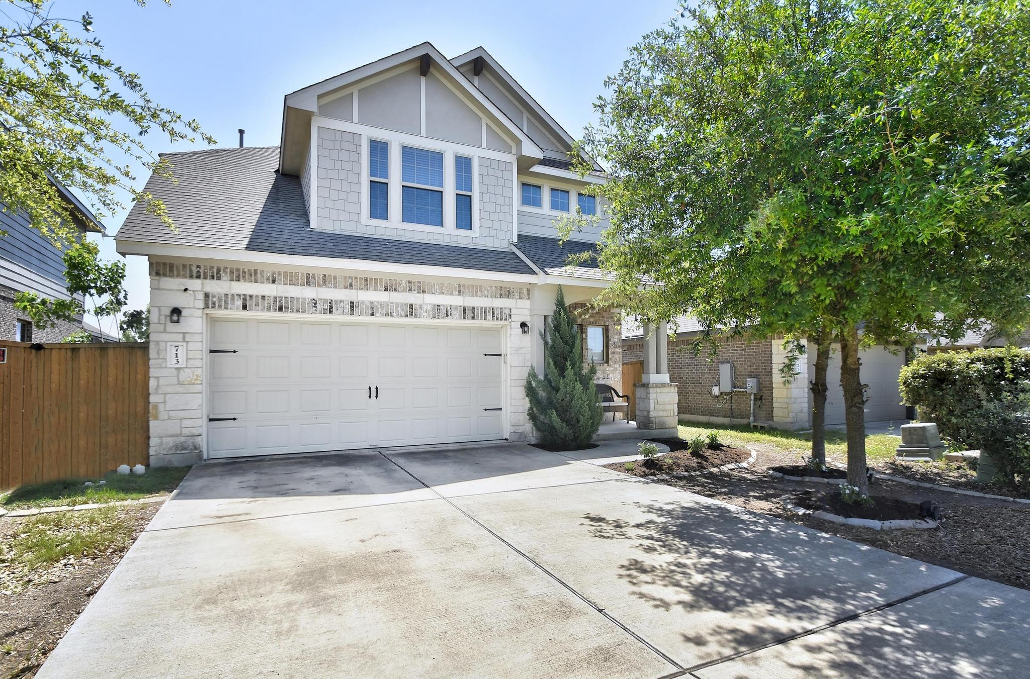 713 Nautical Loop Property Photo 1