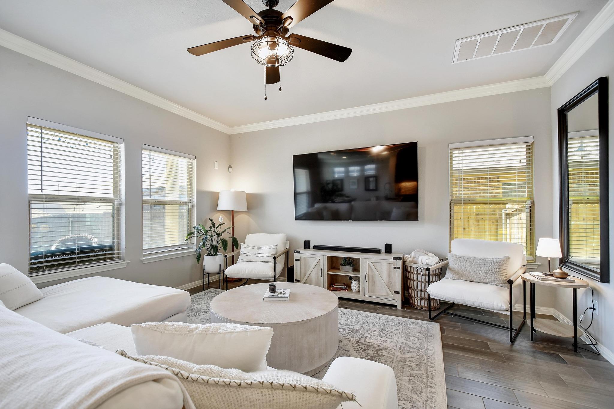 713 Nautical Loop Property Photo 8
