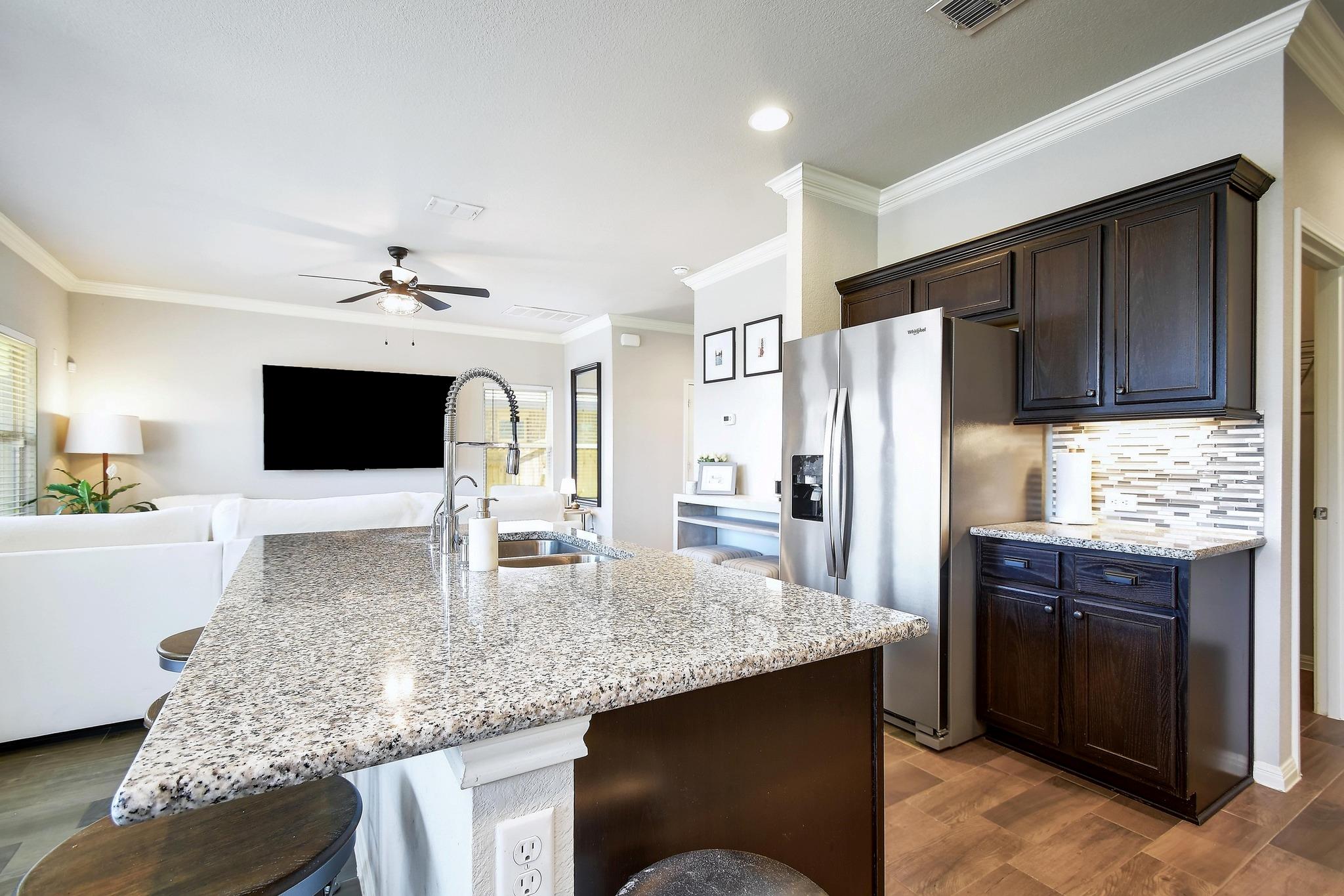 713 Nautical Loop Property Photo 12