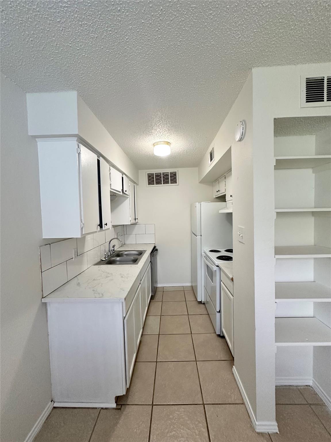 4322 Gillis St #104 Property Photo 1