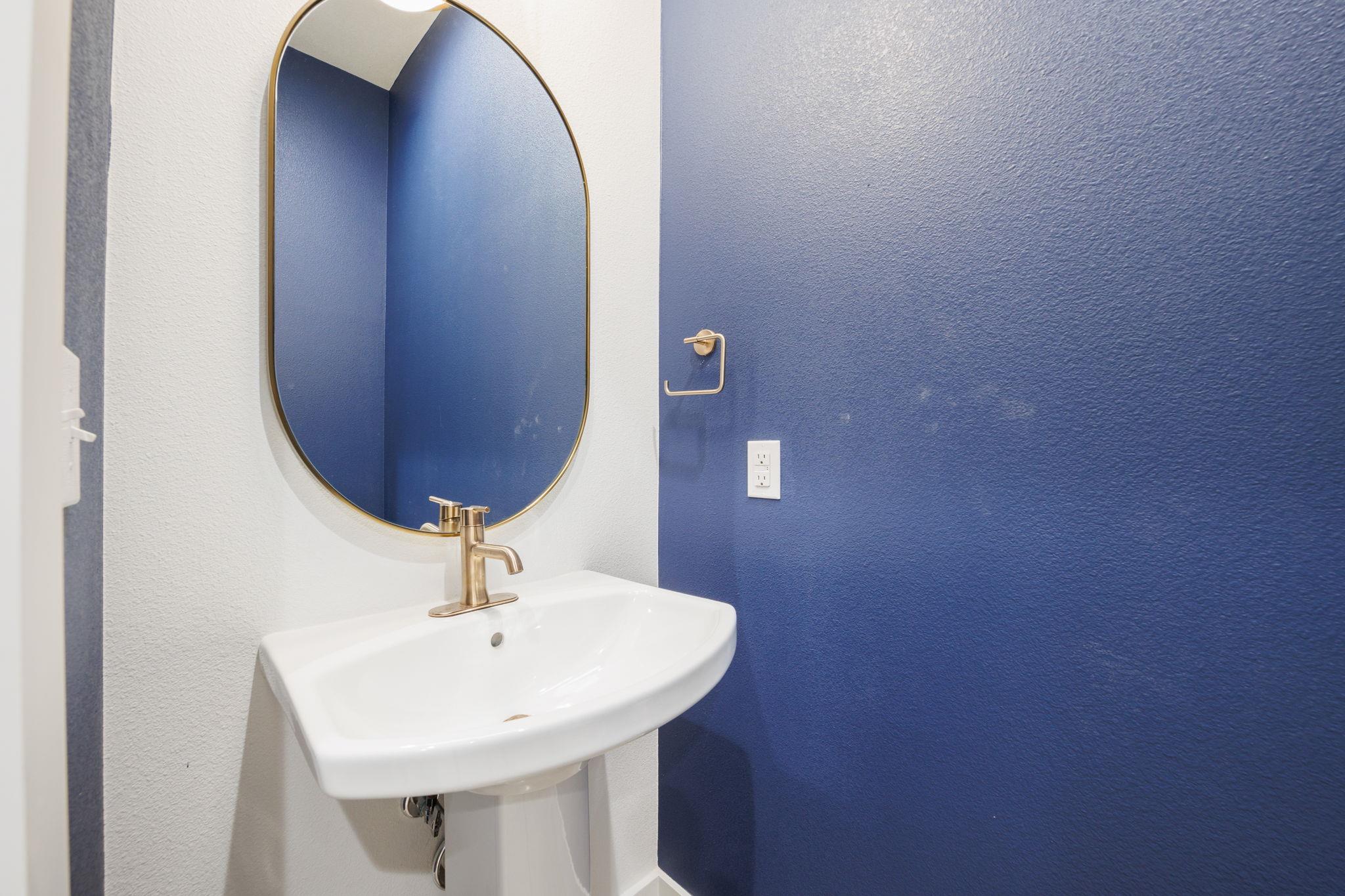 6315 Del Monte Rd #a Property Photo 37