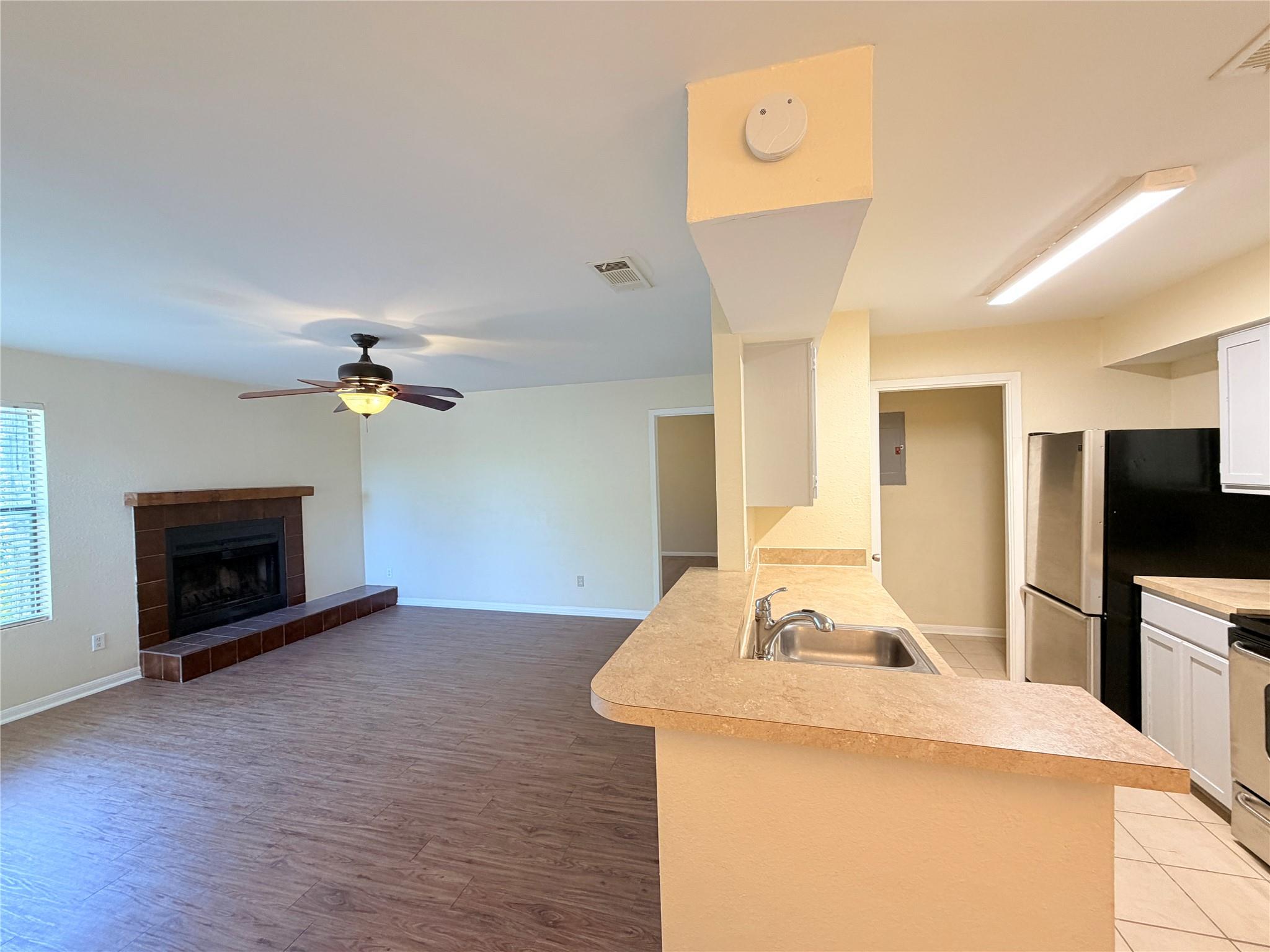 8801 Schick Rd #c Property Photo 9