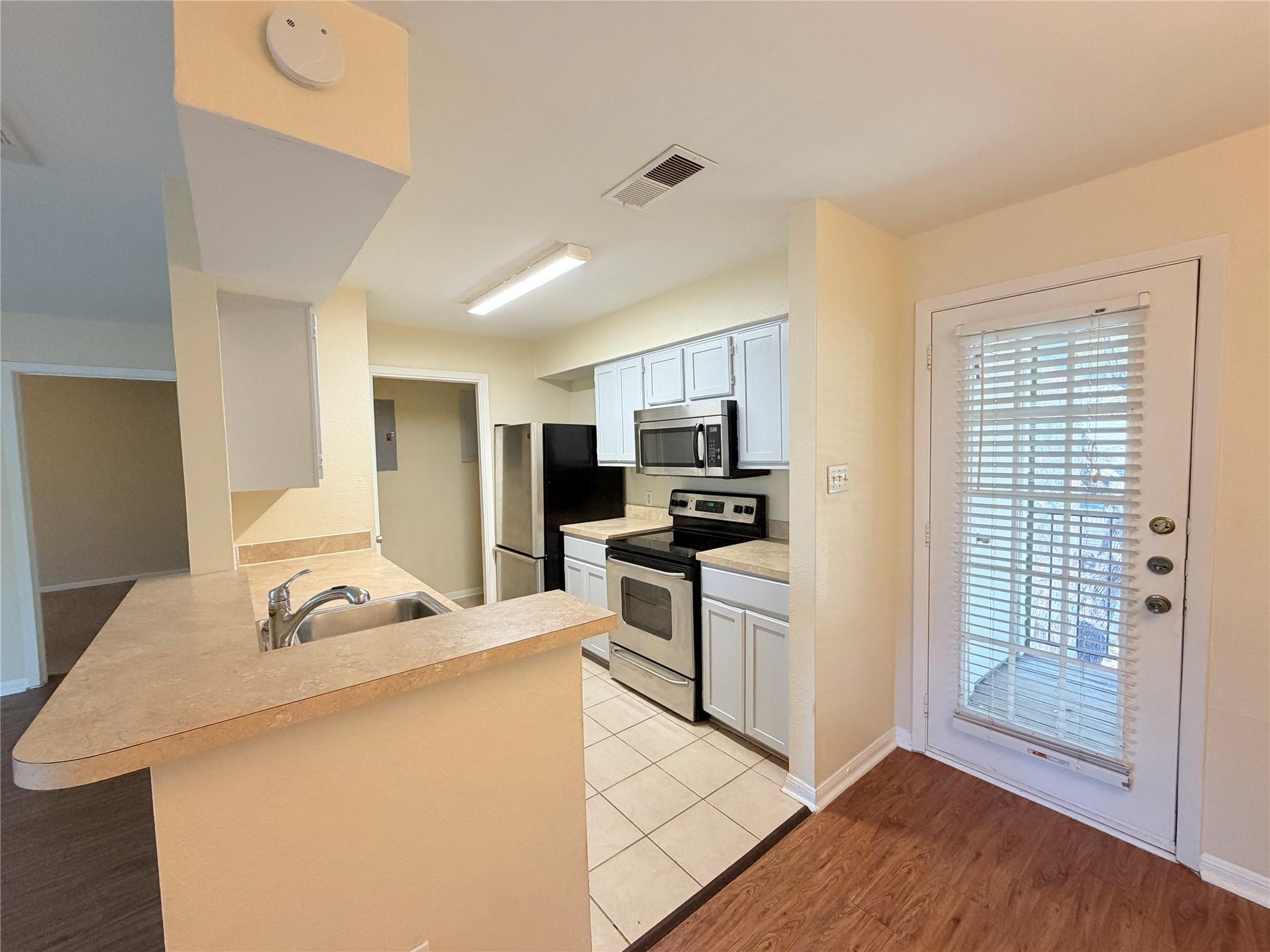 8801 Schick Rd #c Property Photo 10