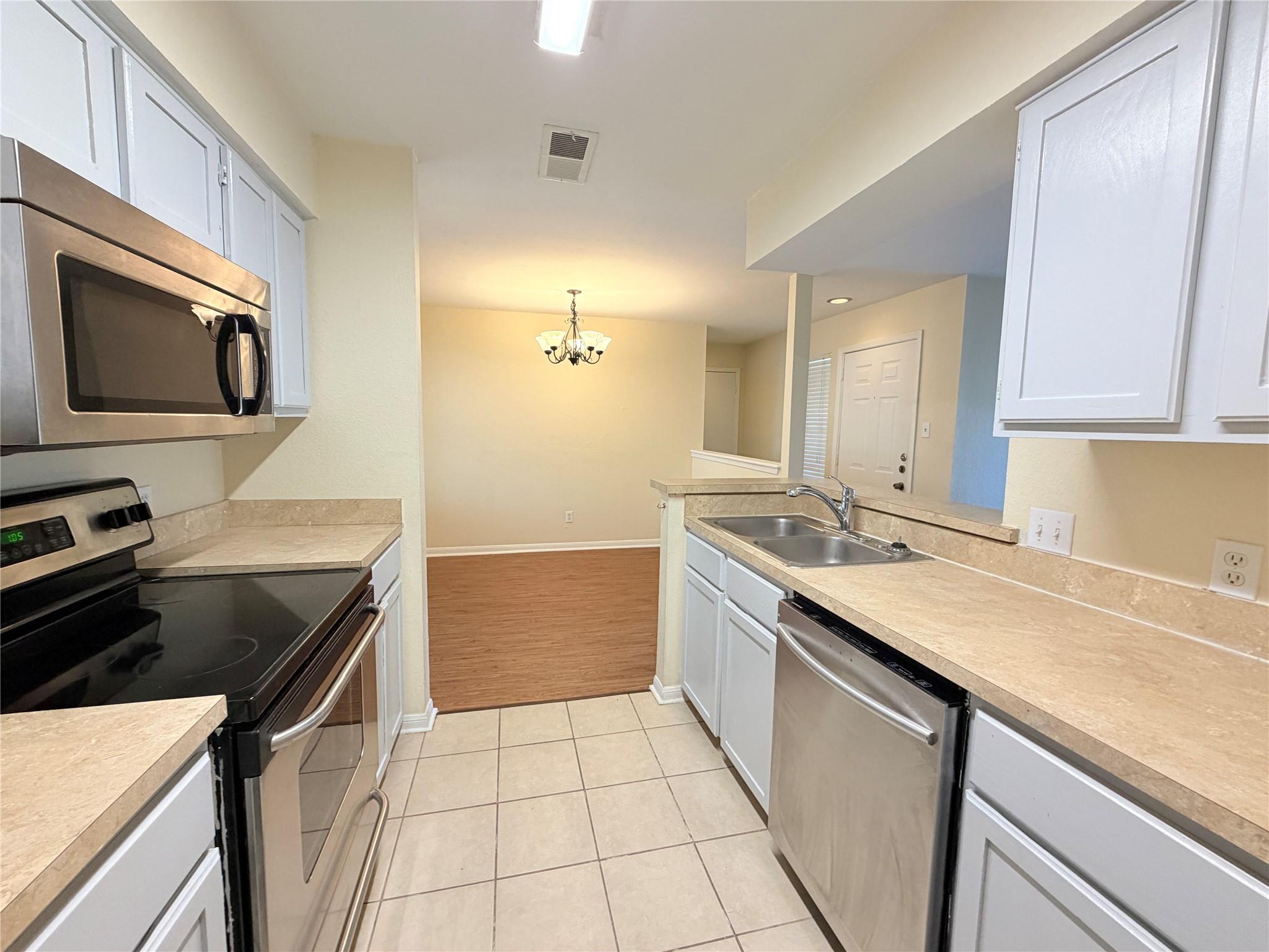 8801 Schick Rd #c Property Photo 12