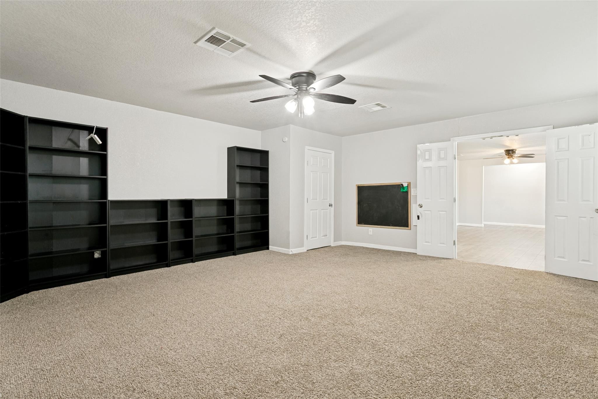 7247 Glen Hl Property Photo 15