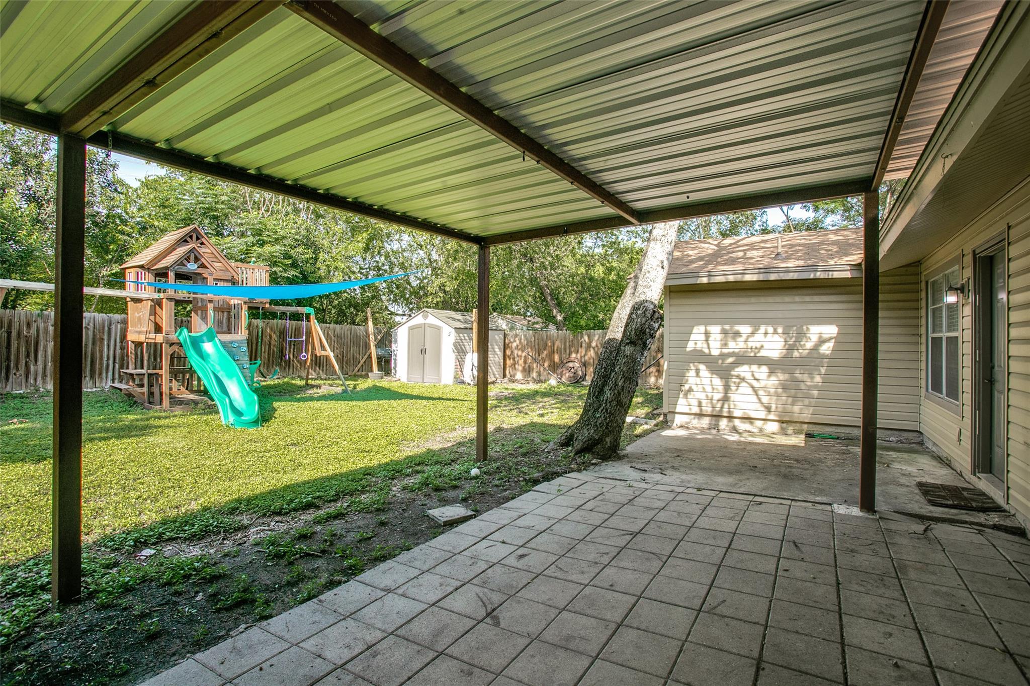 7247 Glen Hl Property Photo 22
