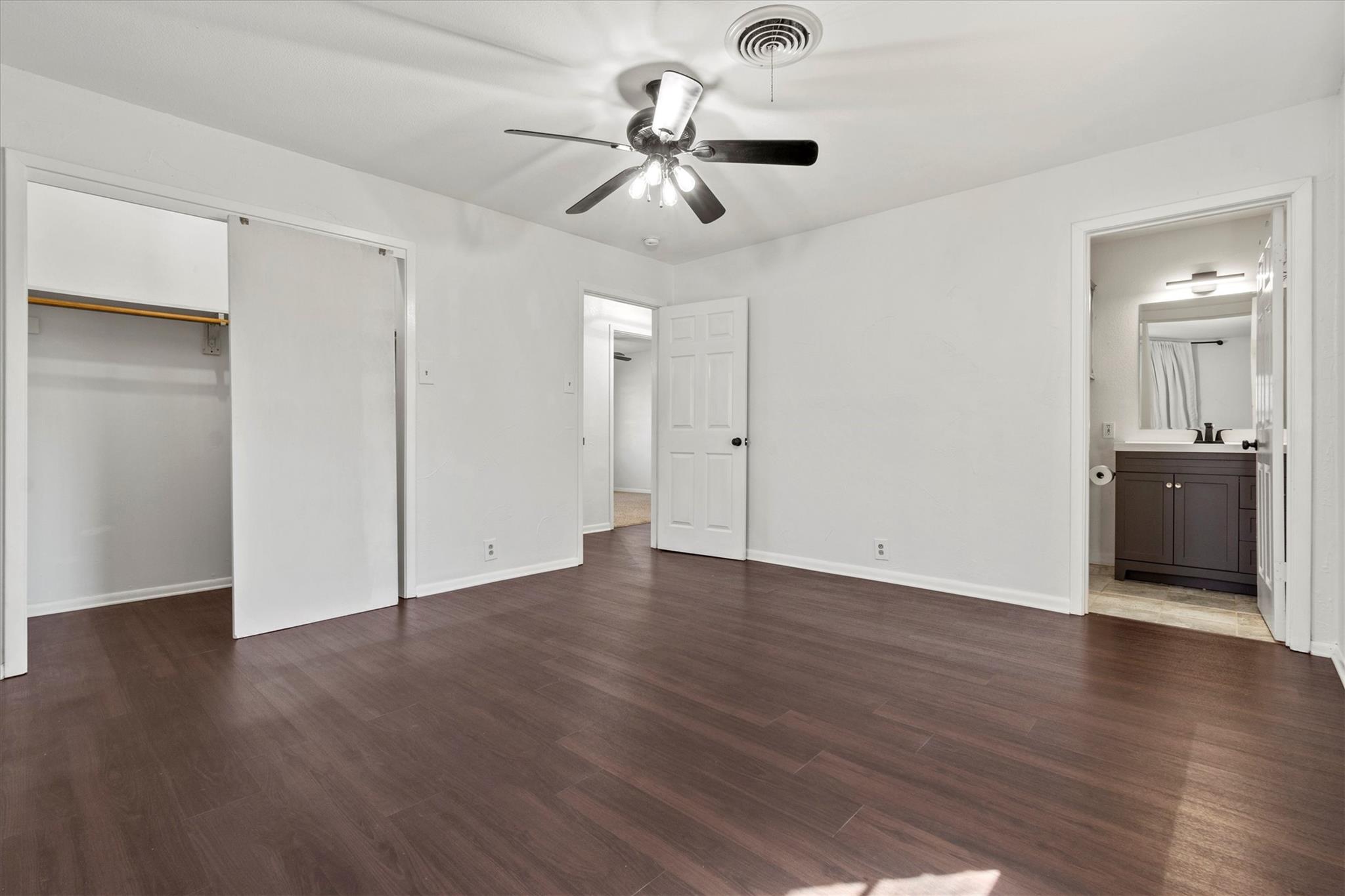 1806 Hutto Rd Property Photo 13