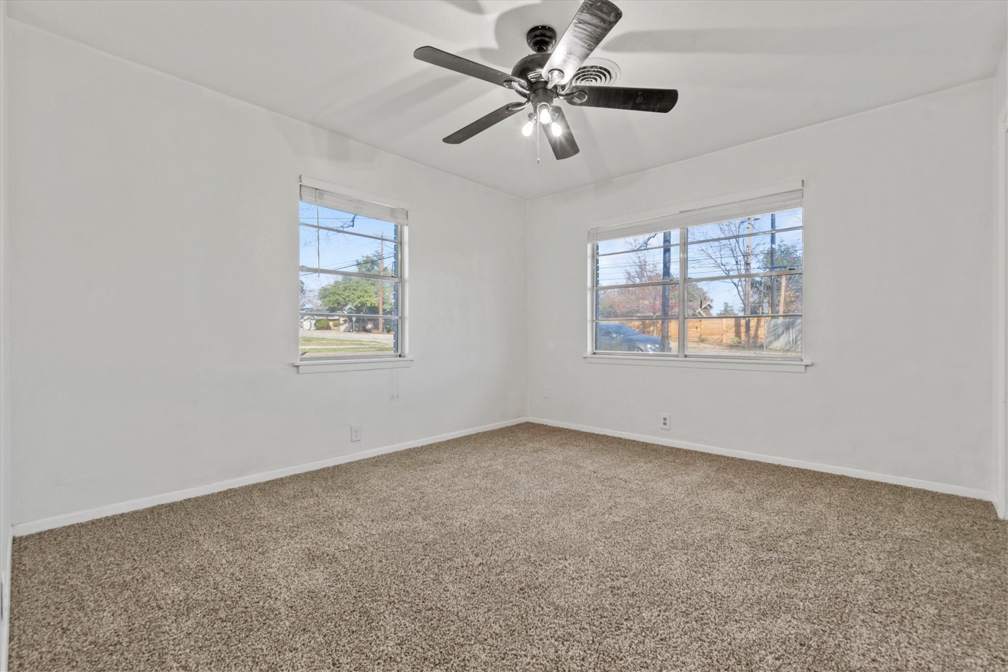 1806 Hutto Rd Property Photo 15