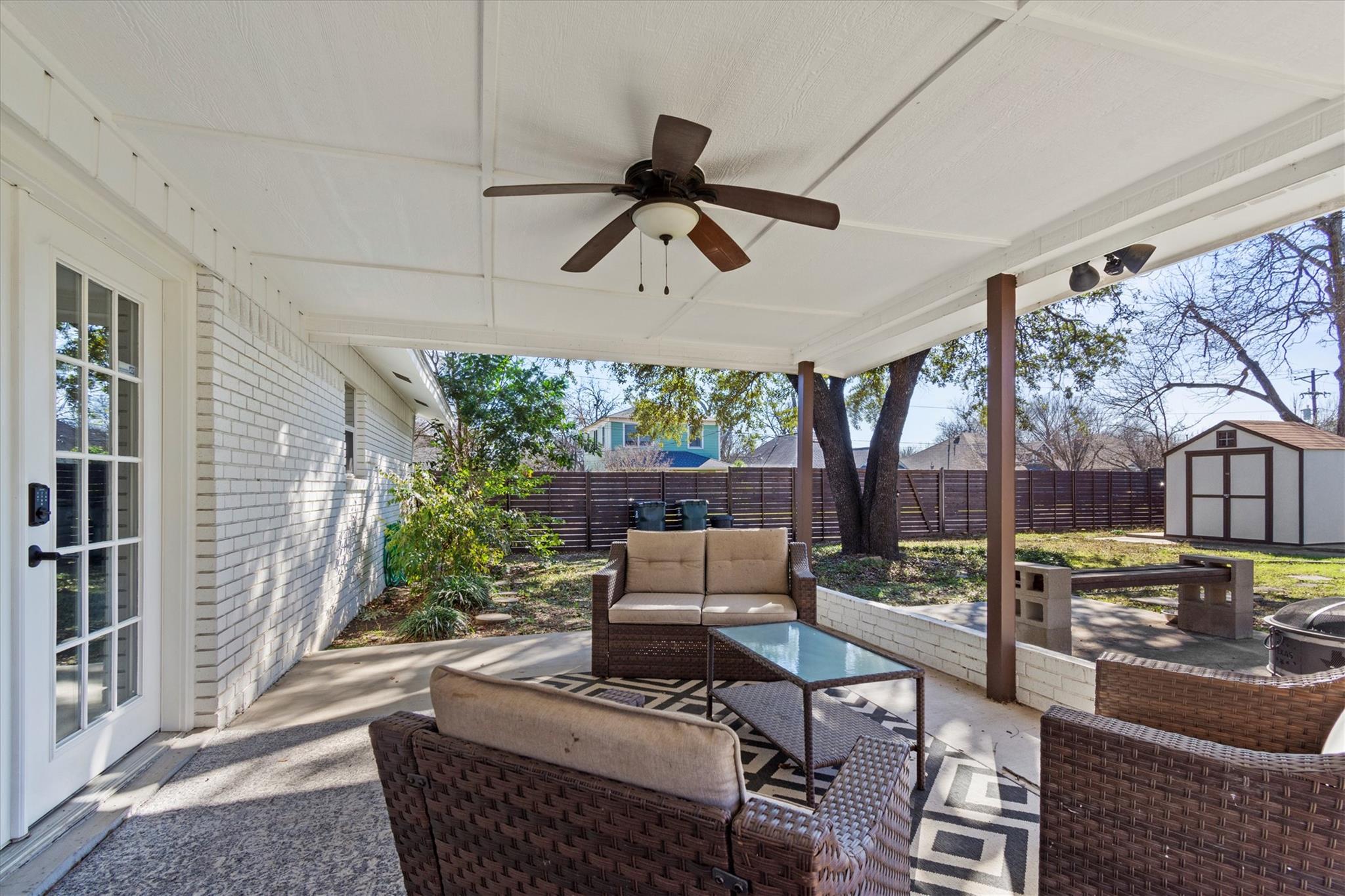 1806 Hutto Rd Property Photo 21