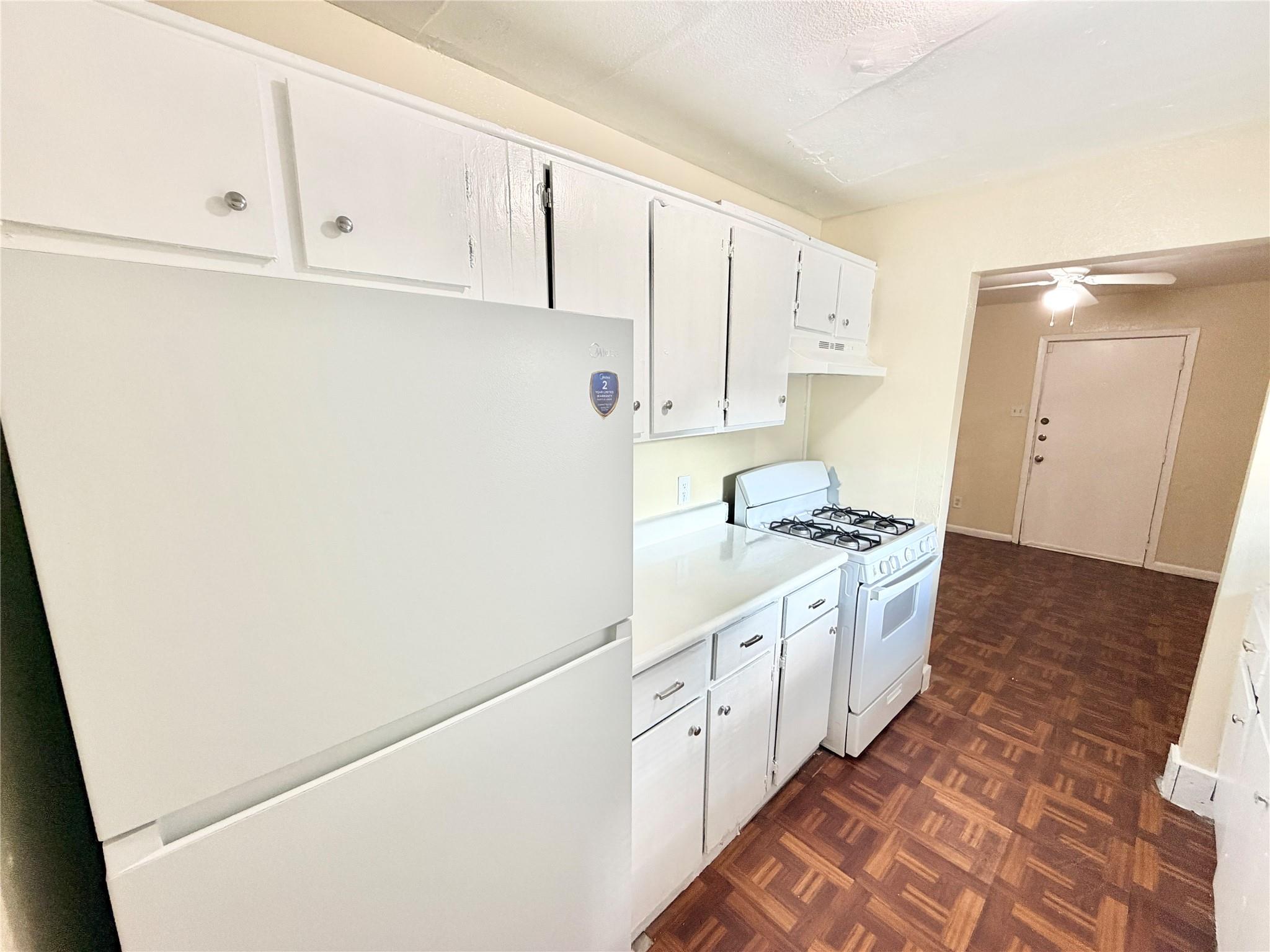 6257 Manor Rd #b Property Photo 9
