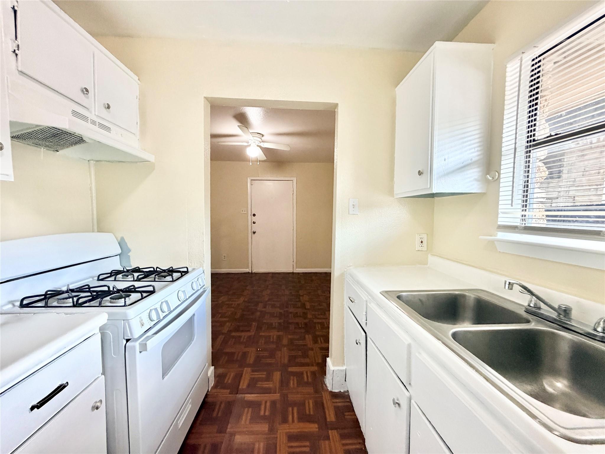 6257 Manor Rd #b Property Photo 10