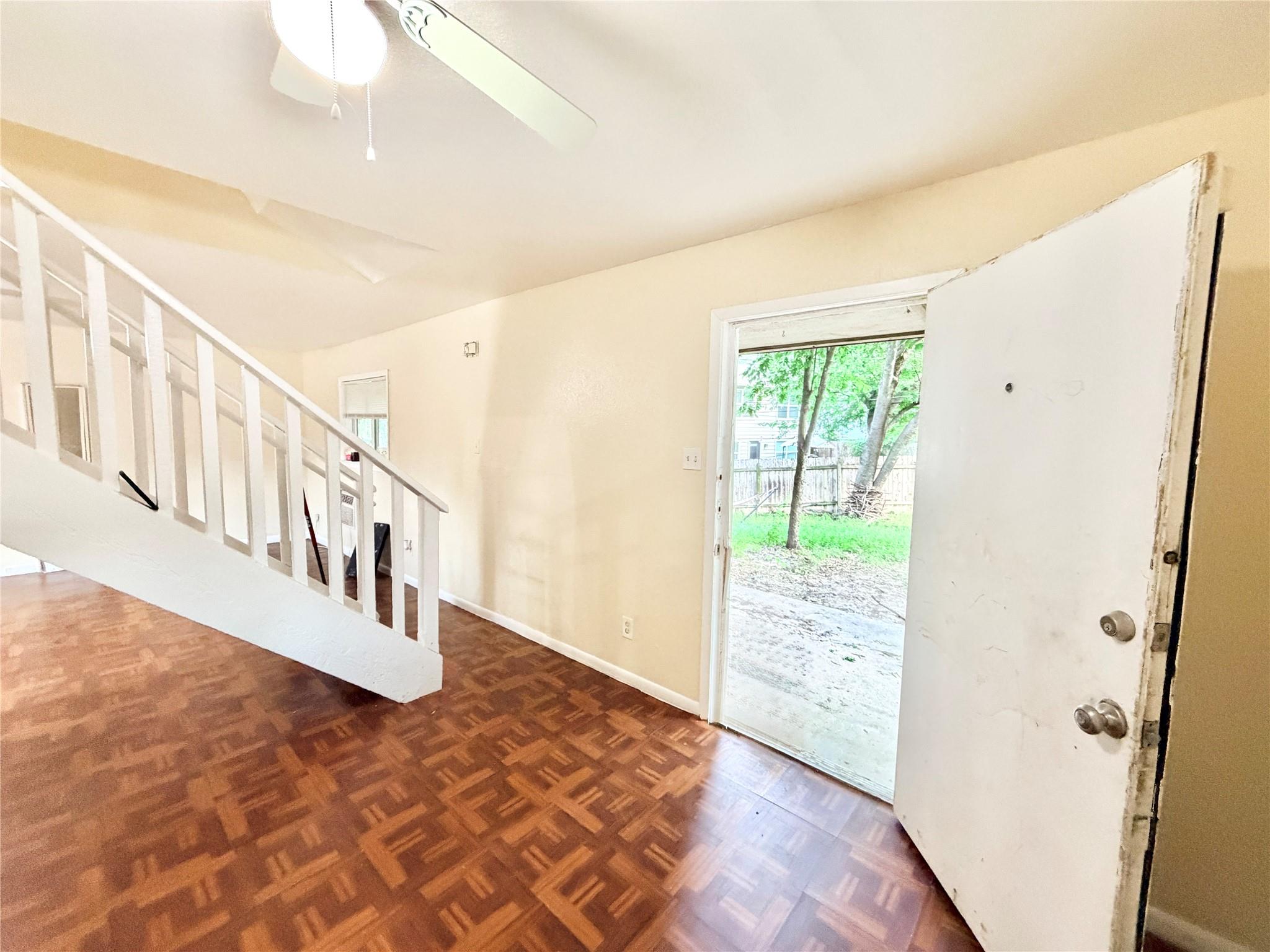 6257 Manor Rd #b Property Photo 11