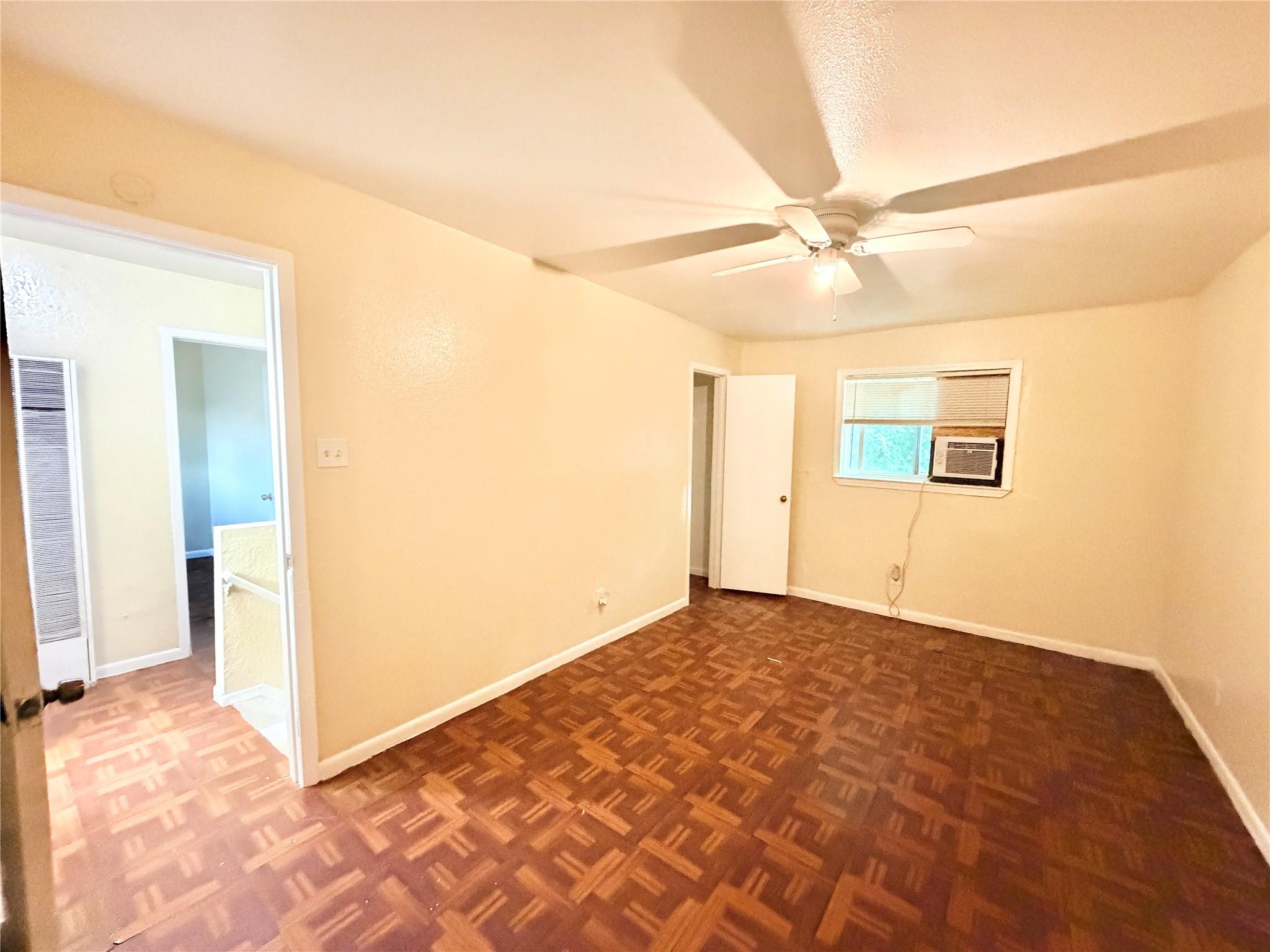 6257 Manor Rd #b Property Photo 24