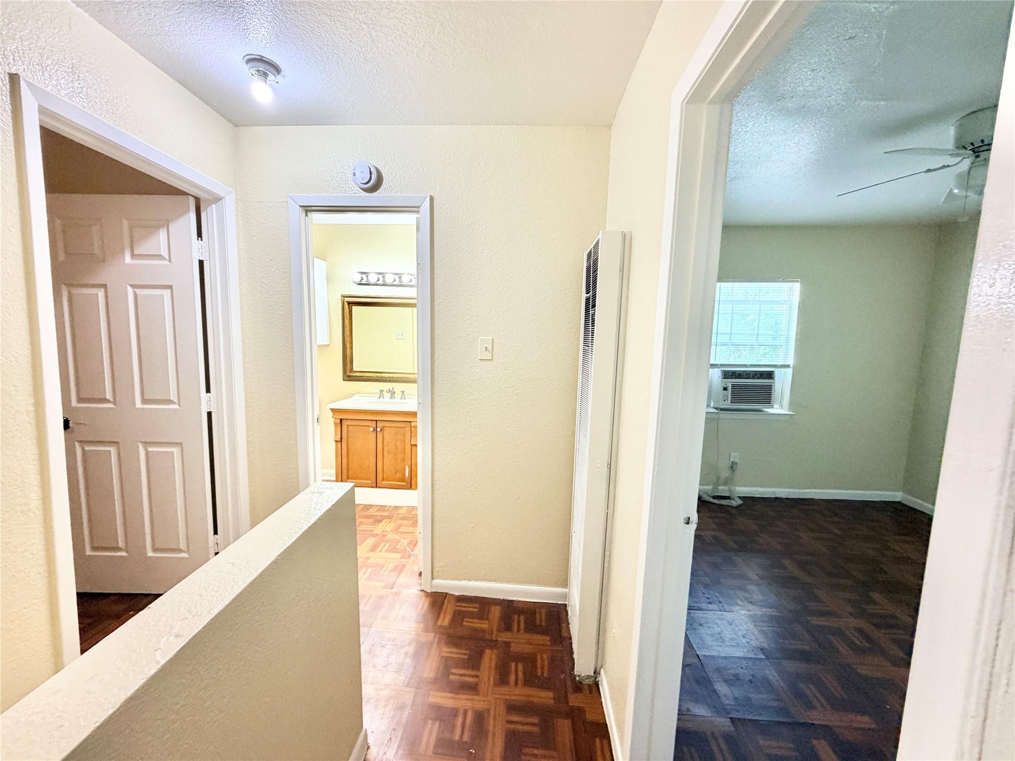 6257 Manor Rd #b Property Photo 29