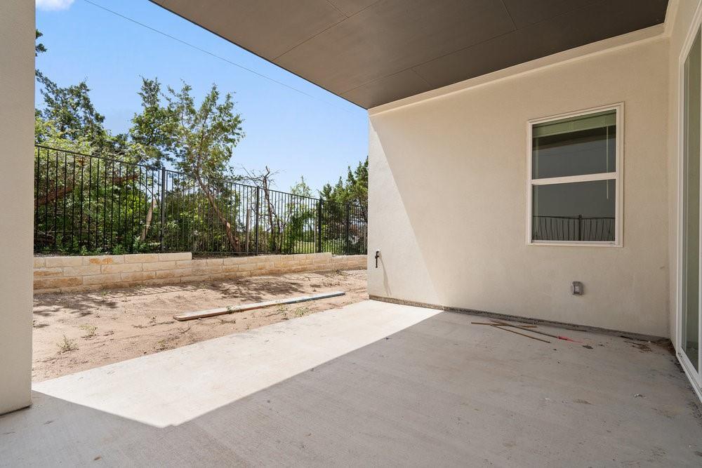 1912 Kit Cir Property Photo 30