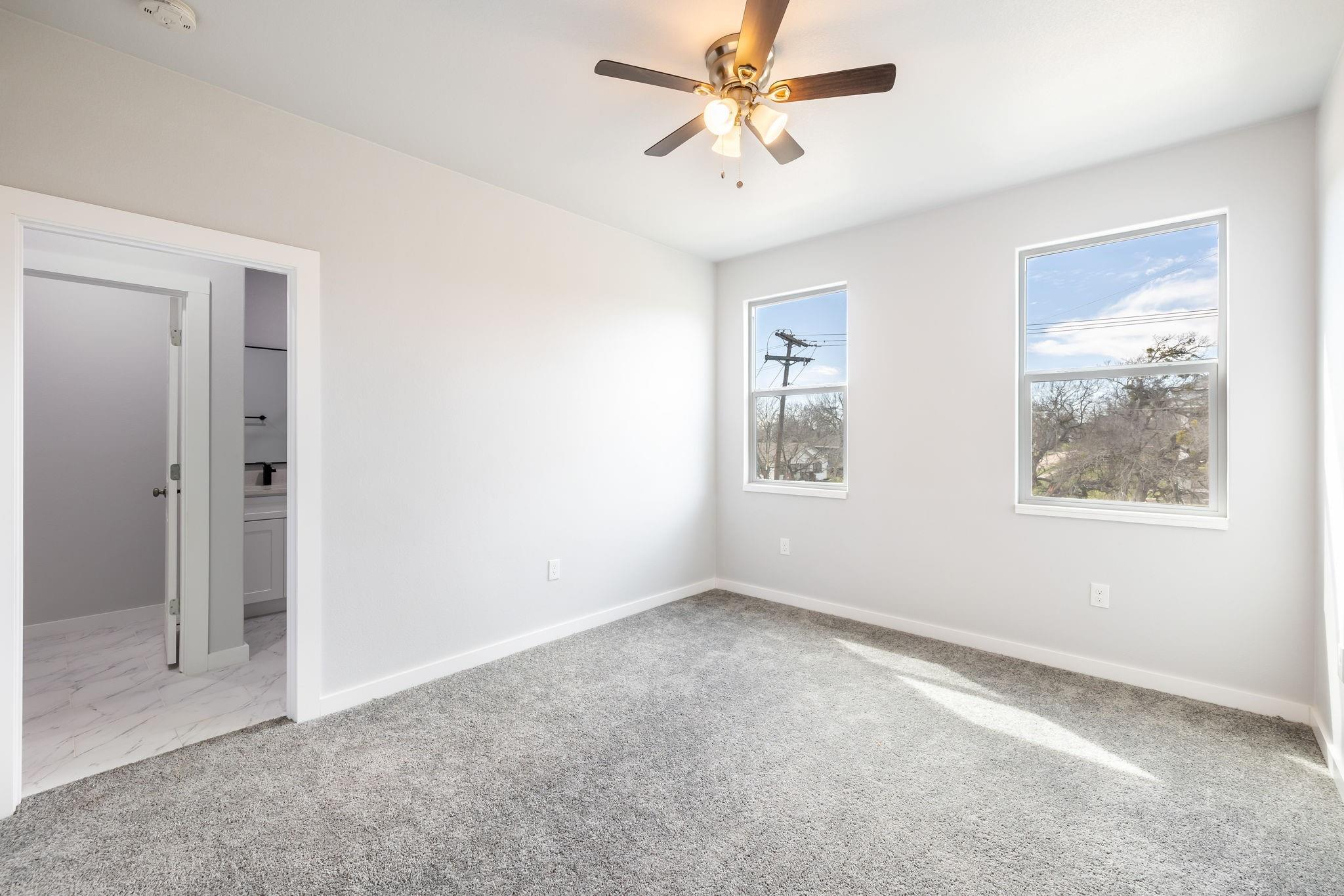 600 Kimbro #b St Property Photo 5