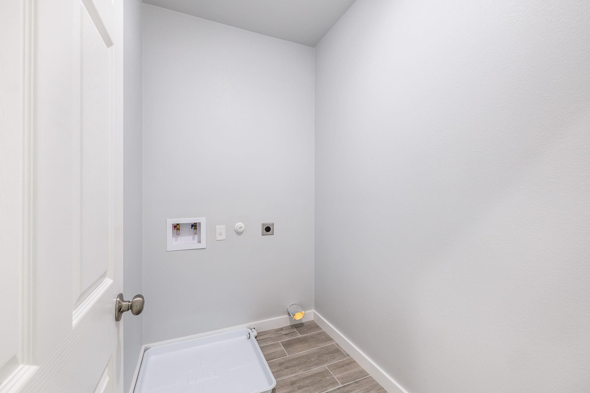 600 Kimbro #b St Property Photo 14
