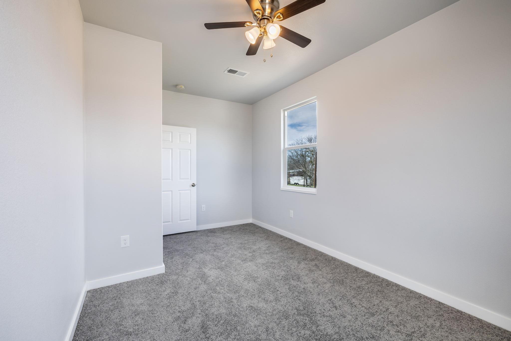 600 Kimbro #b St Property Photo 19