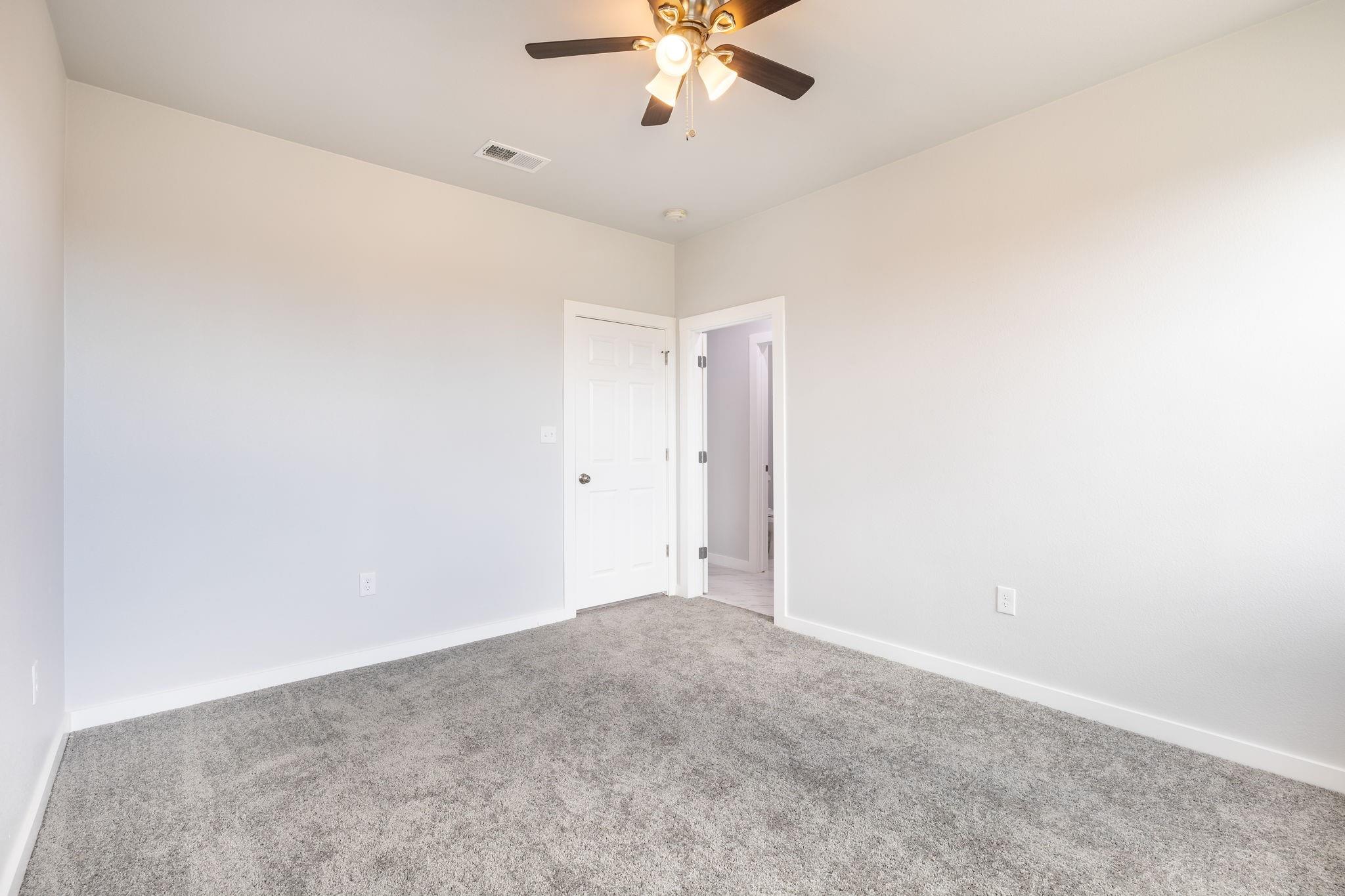 600 Kimbro #b St Property Photo 21