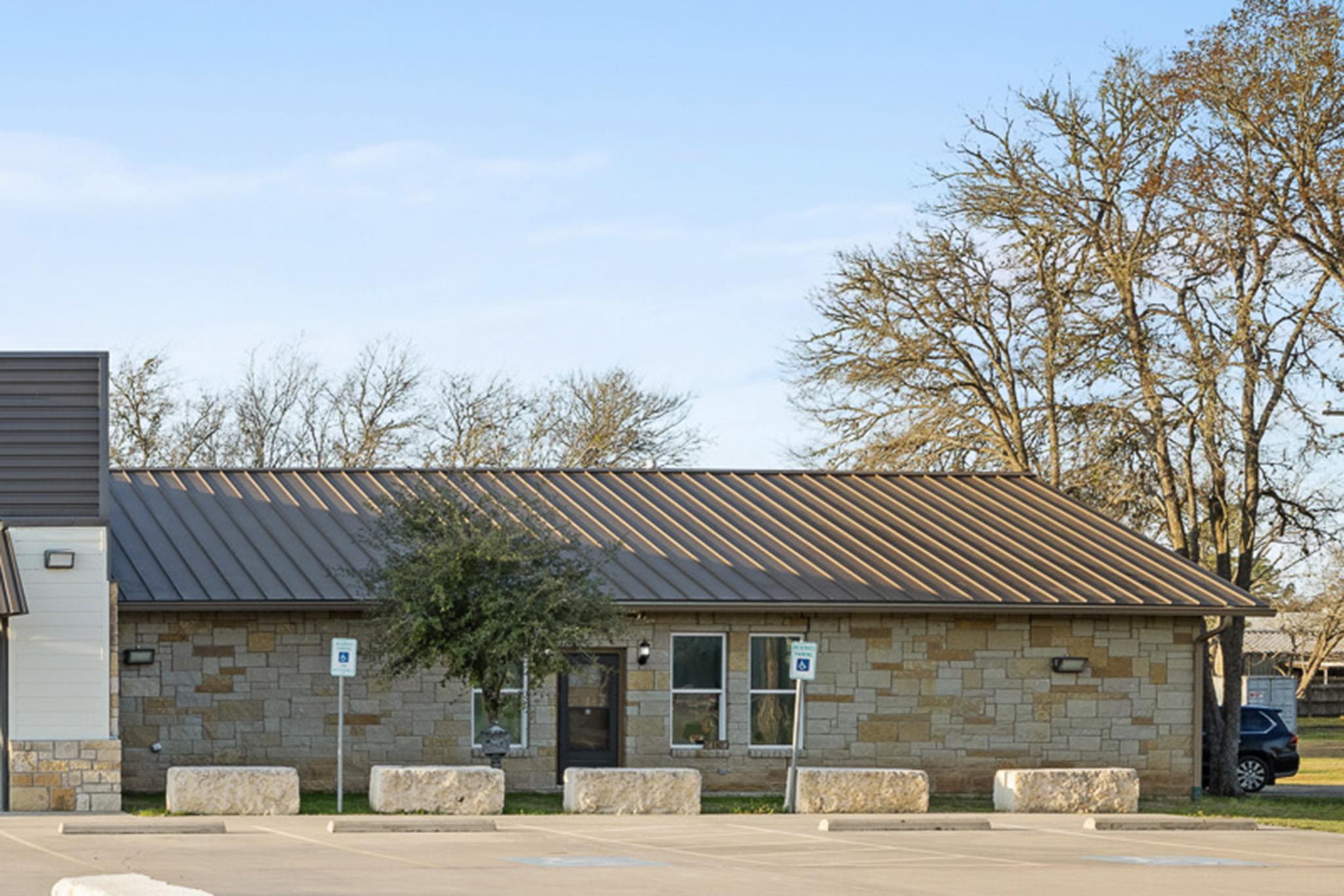 1417 W State Highway 71 None #e Property Photo 1