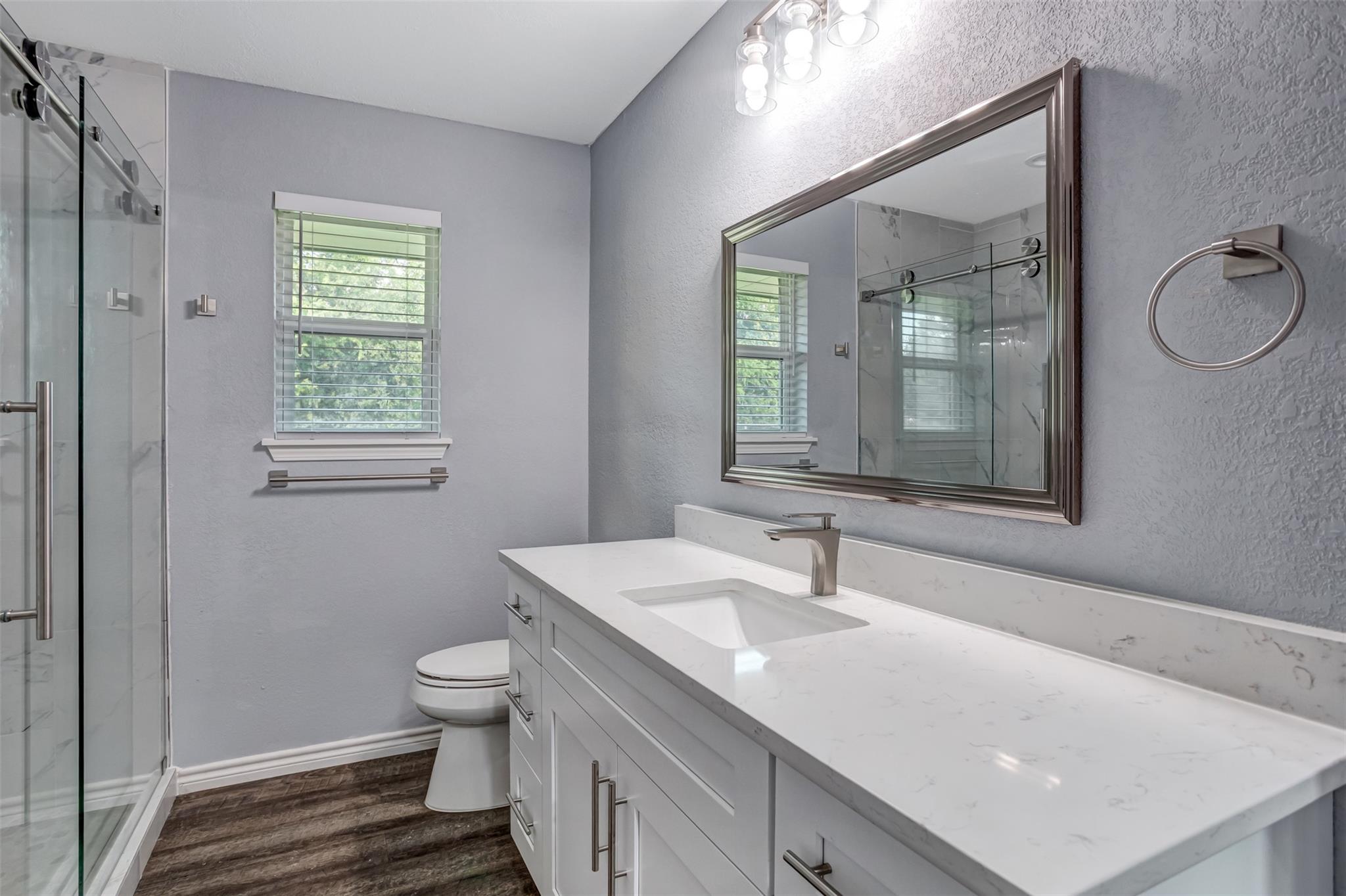 1708 Woodcrest Dr Property Photo 25