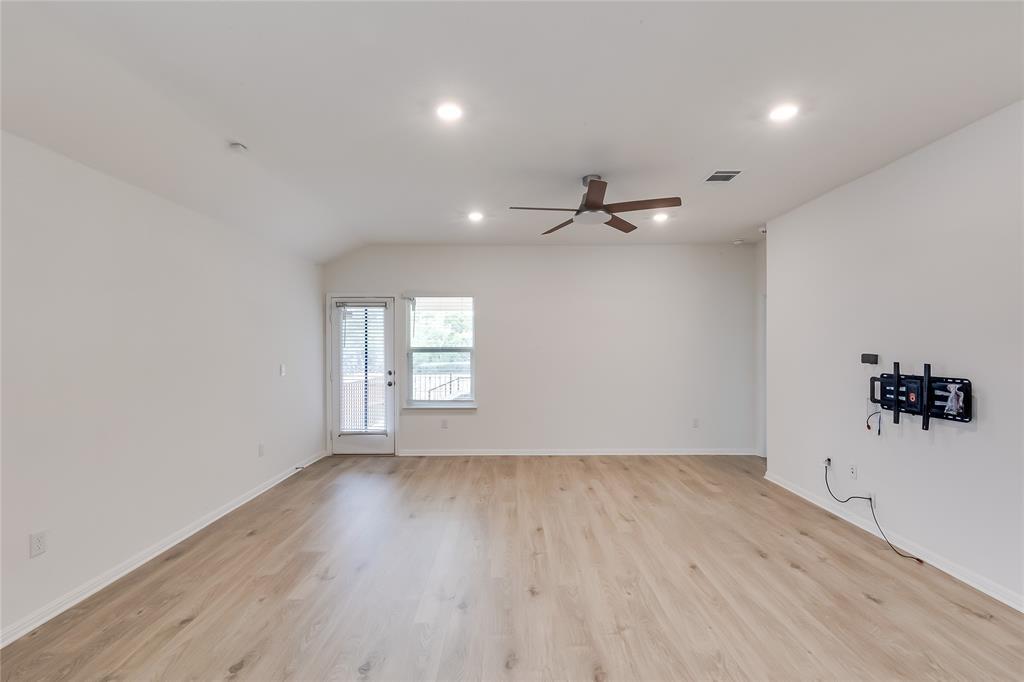 2921 Owl Head Dr Property Photo 6