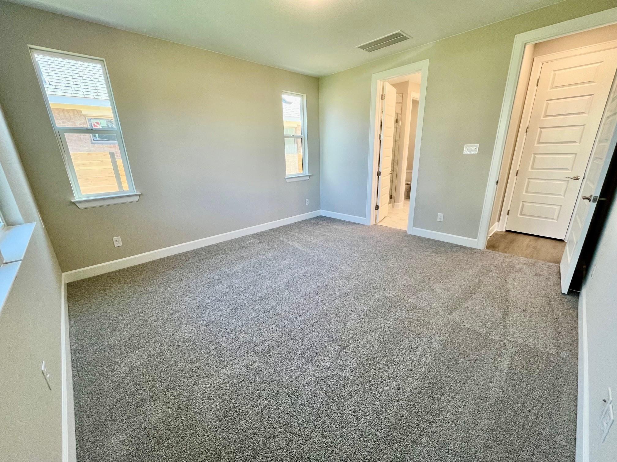 524 Raleigh Dr Property Photo 6