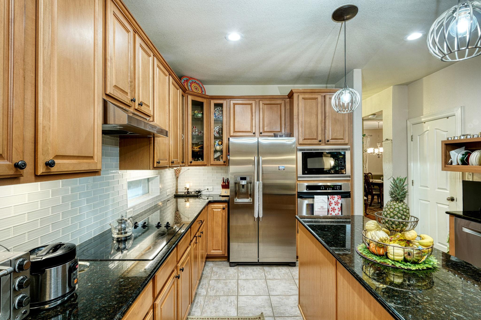 1800 Bluffwood Pl Property Photo 7