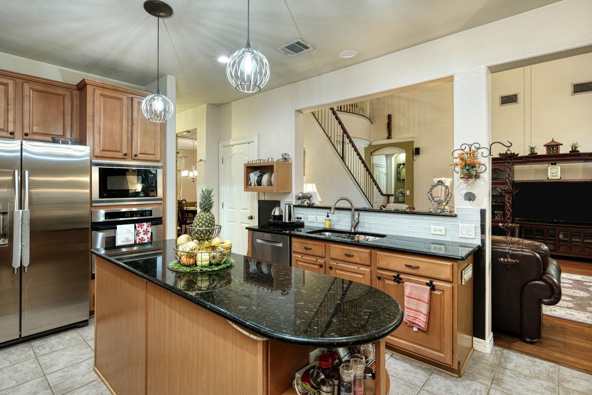 1800 Bluffwood Pl Property Photo 9