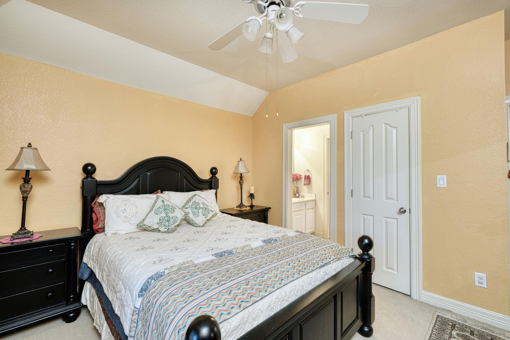 1800 Bluffwood Pl Property Photo 20