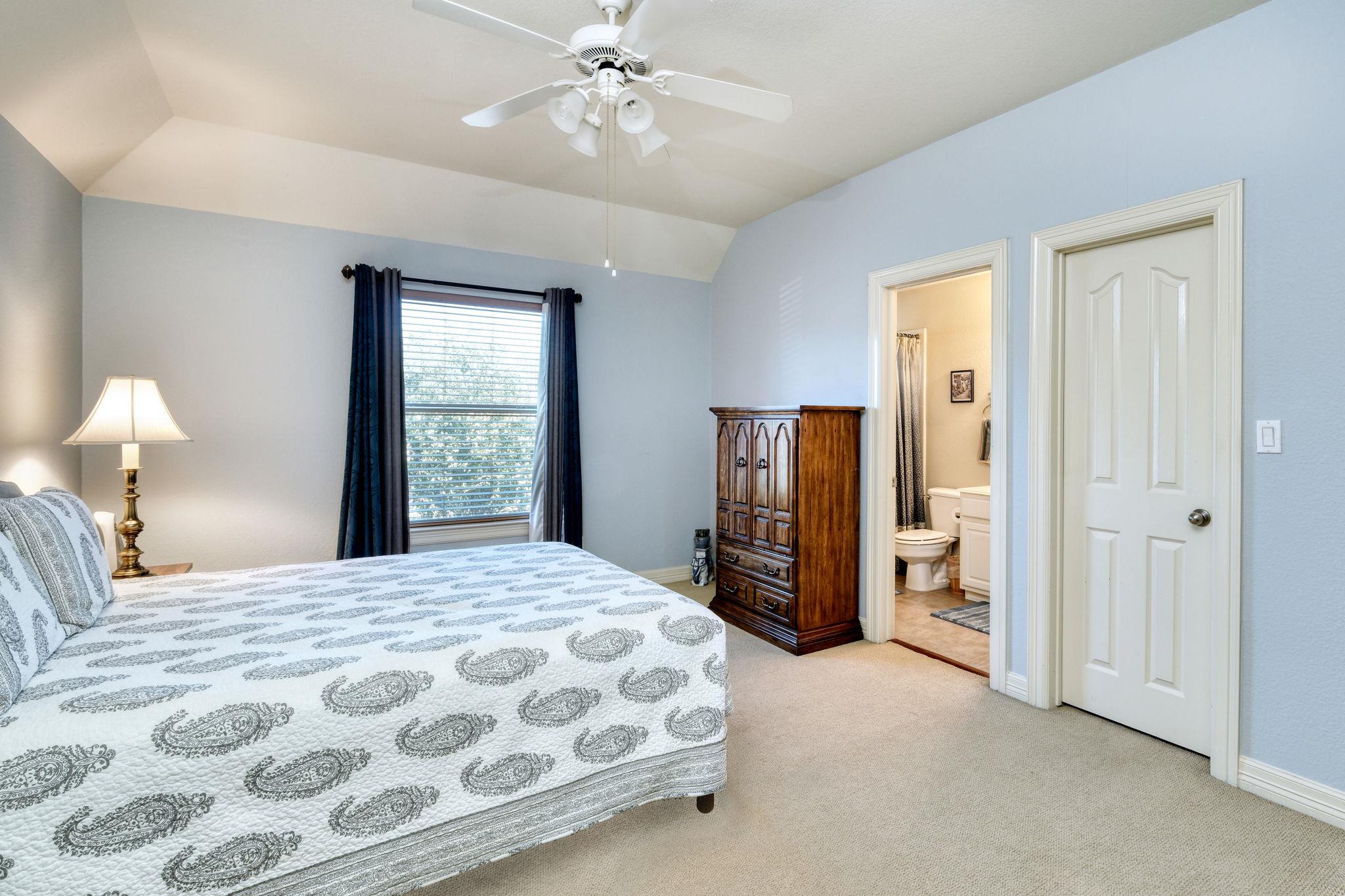 1800 Bluffwood Pl Property Photo 23