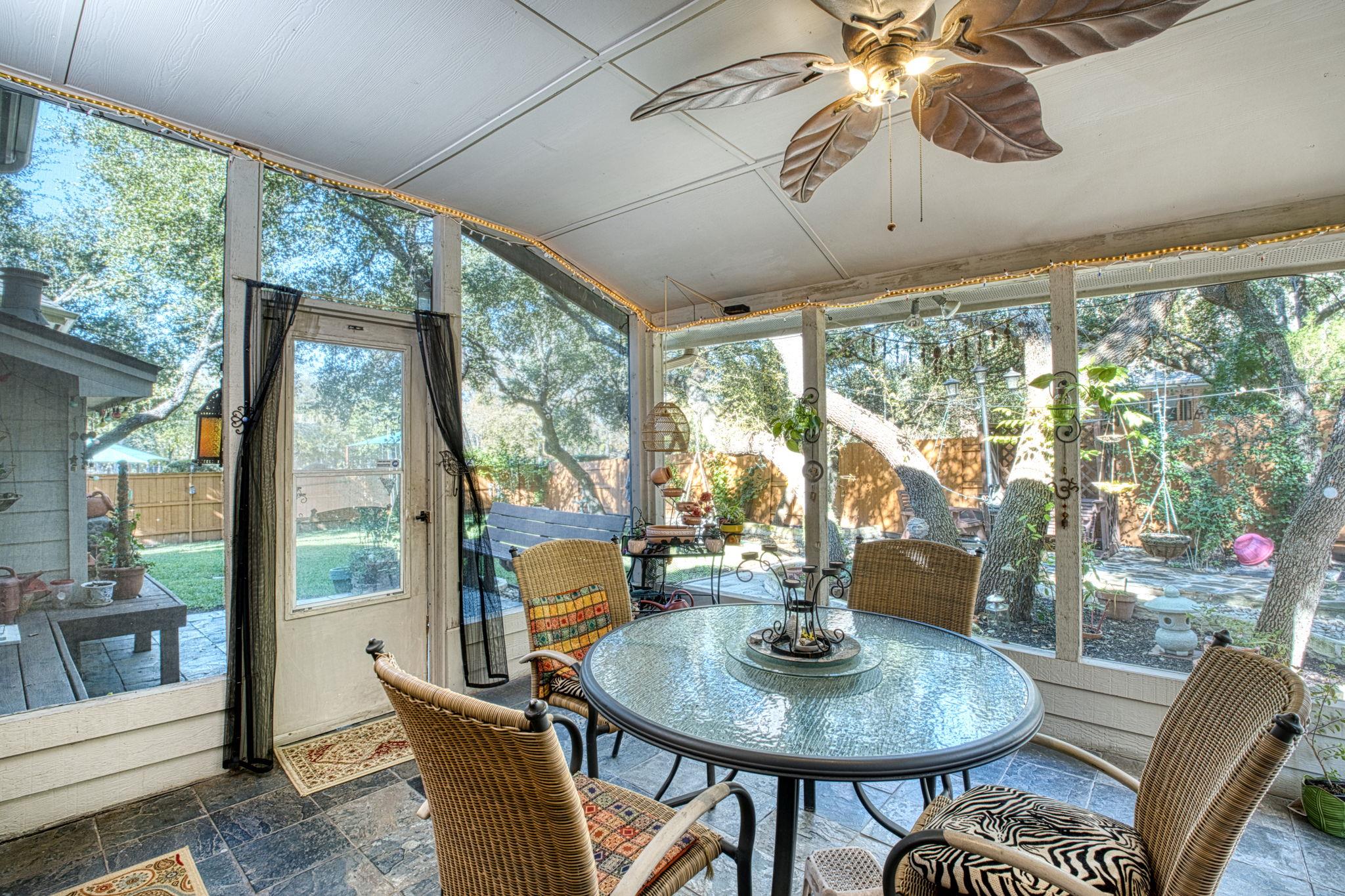 1800 Bluffwood Pl Property Photo 25