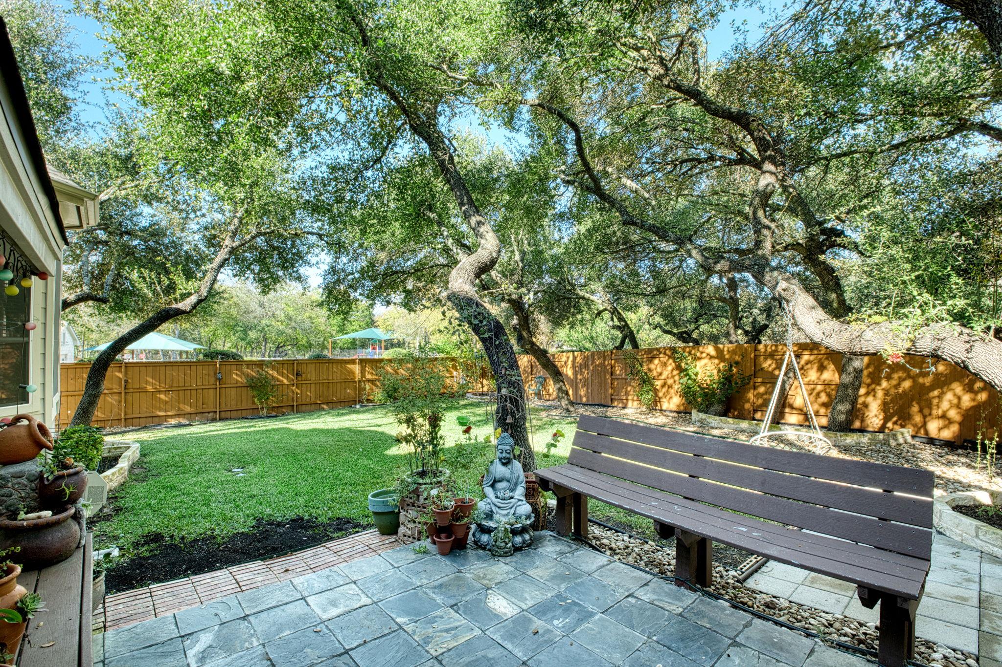 1800 Bluffwood Pl Property Photo 26