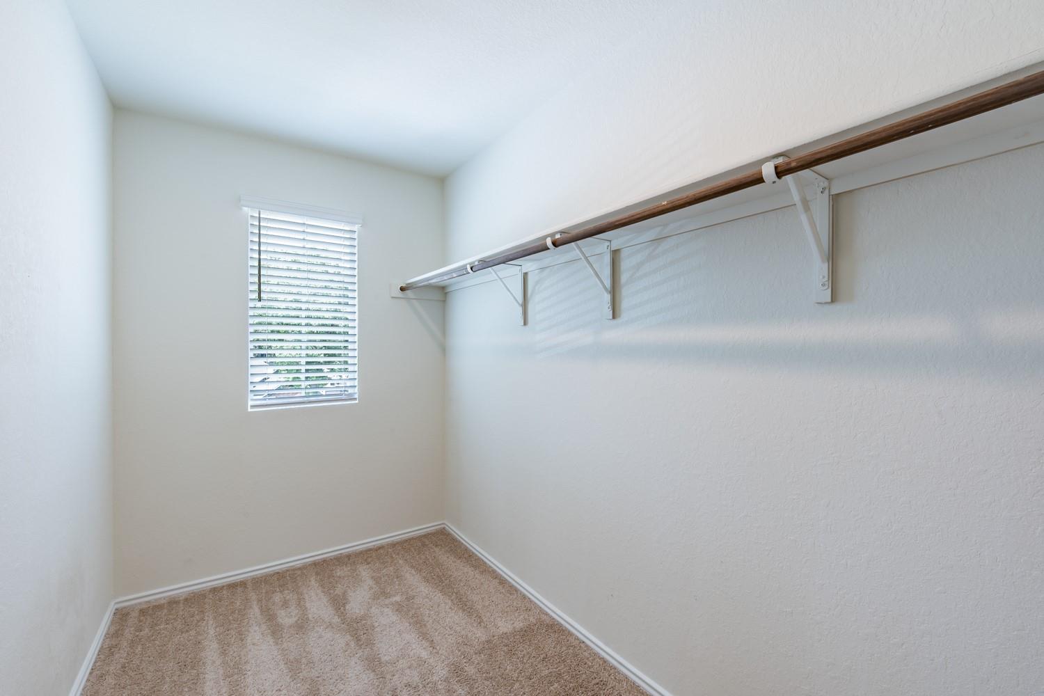14500 Fitzgibbon Dr Property Photo 25