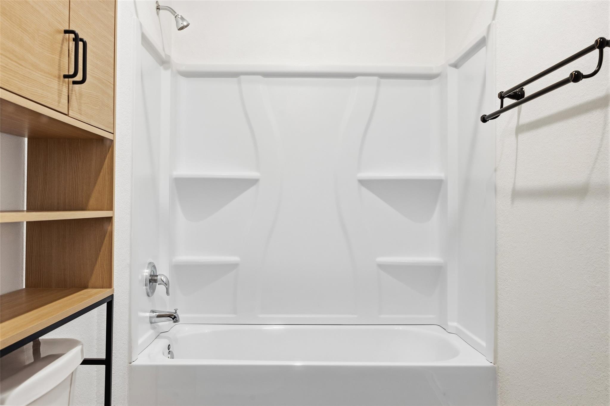 636 The Ugly Way Property Photo 19
