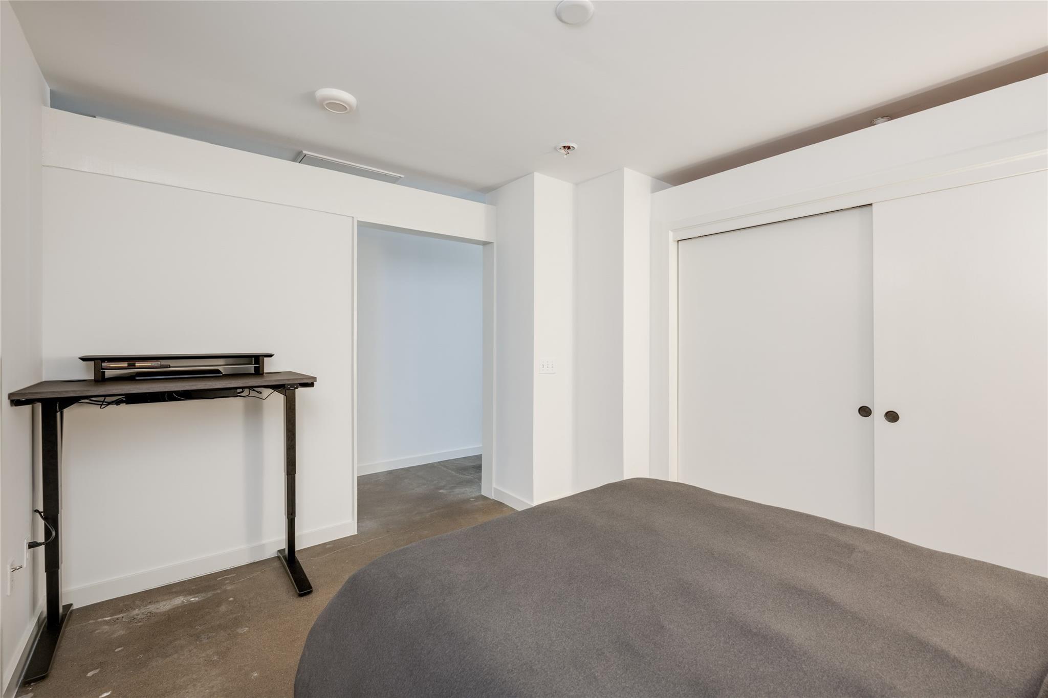 507 Sabine St 1009 Property Photo 31