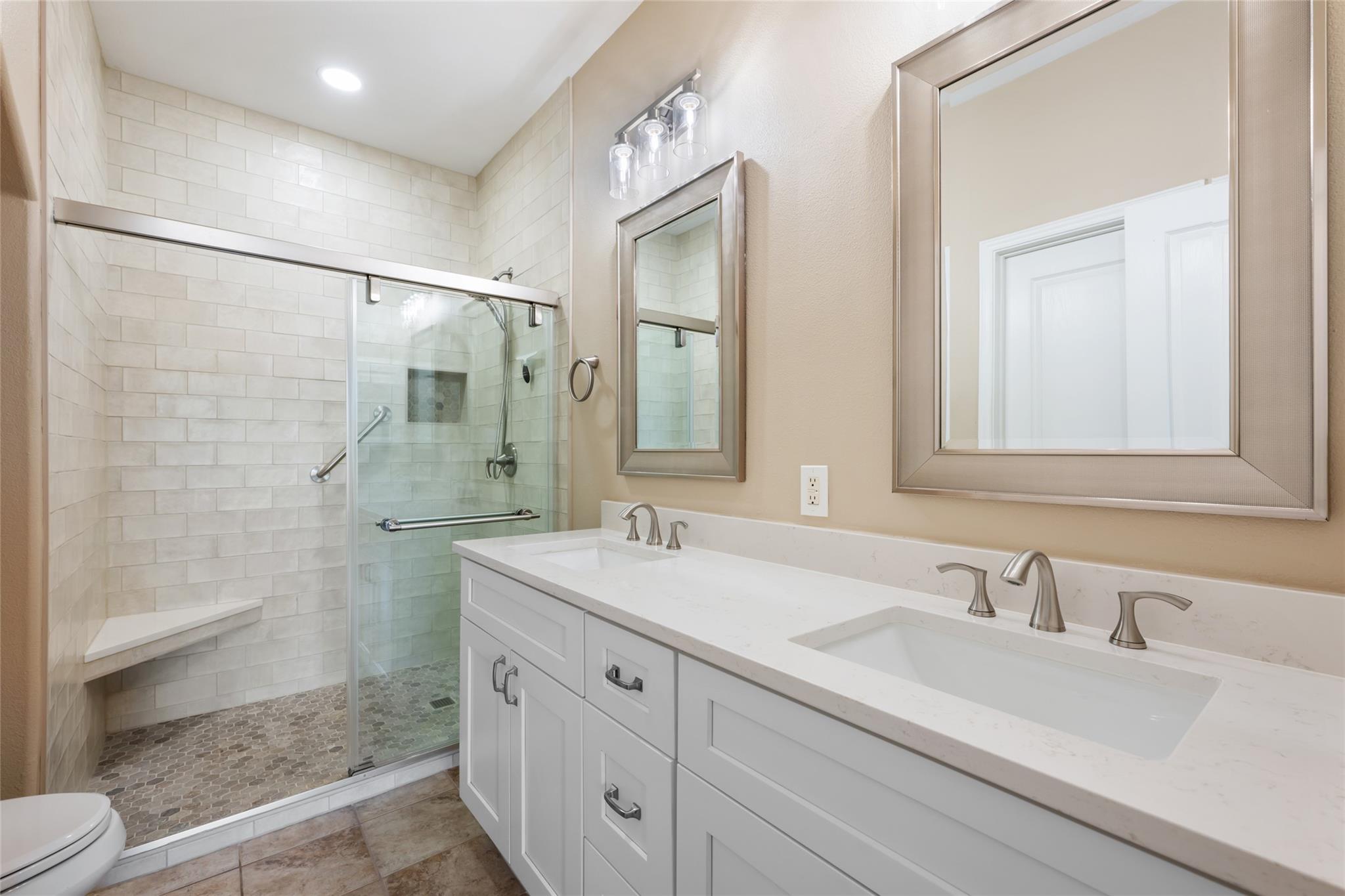 3300 Forest Creek Dr 1 Property Photo 20